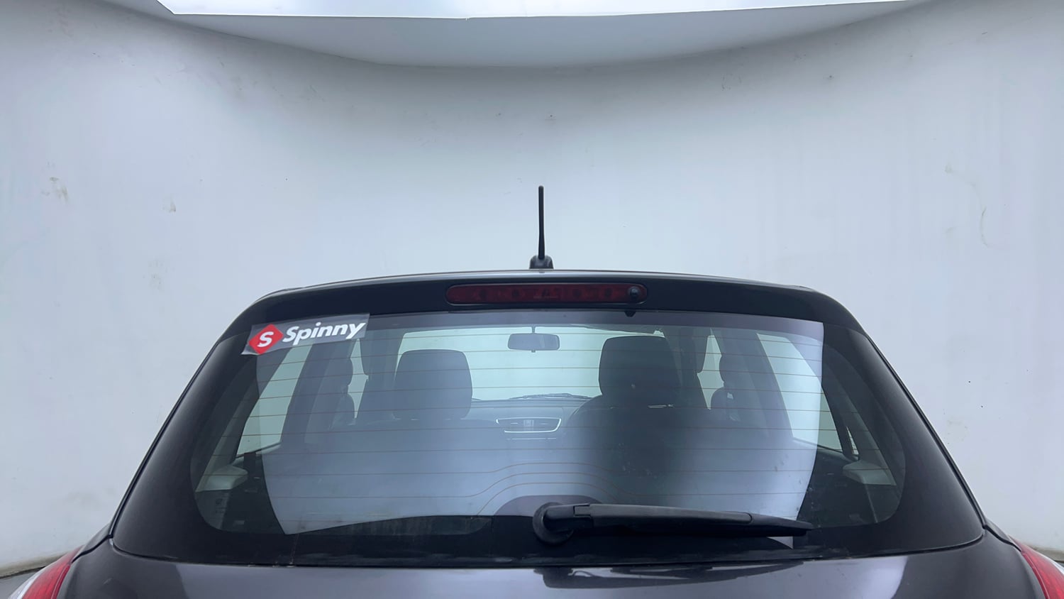 Used 2015 Maruti Suzuki Swift ZXi Petrol Manual exterior BACK WINDSHIELD VIEW