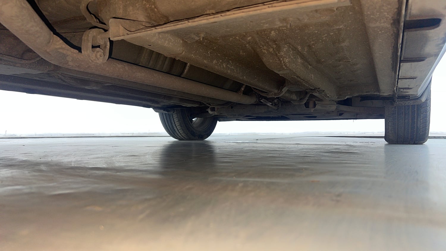 Used 2022 Kia Seltos X Line 1.5 Diesel AT Diesel Automatic extra REAR RIGHT UNDERBODY VIEW