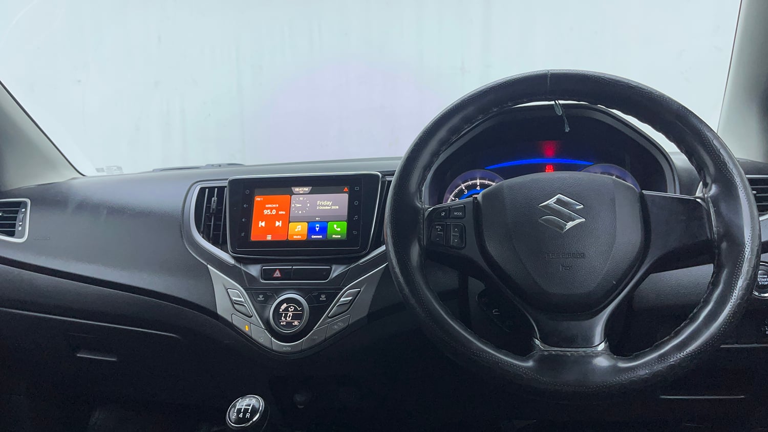 Used 2021 Maruti Suzuki Baleno Zeta Petrol Manual interior DASHBOARD VIEW