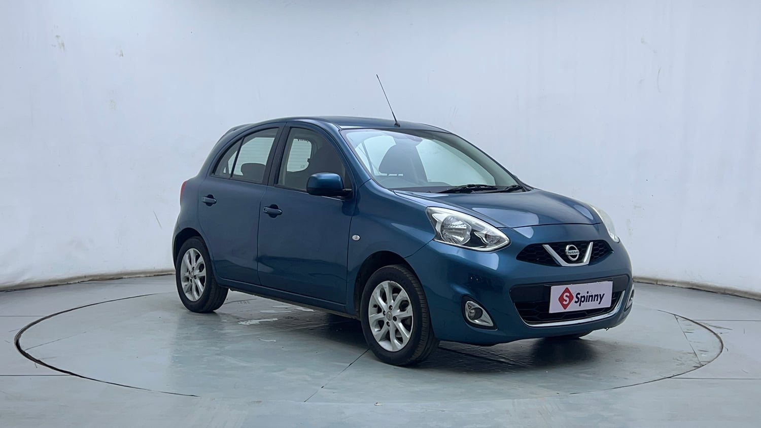 Used 2018 Nissan Micra XV CVT Petrol Automatic exterior RIGHT FRONT CORNER VIEW