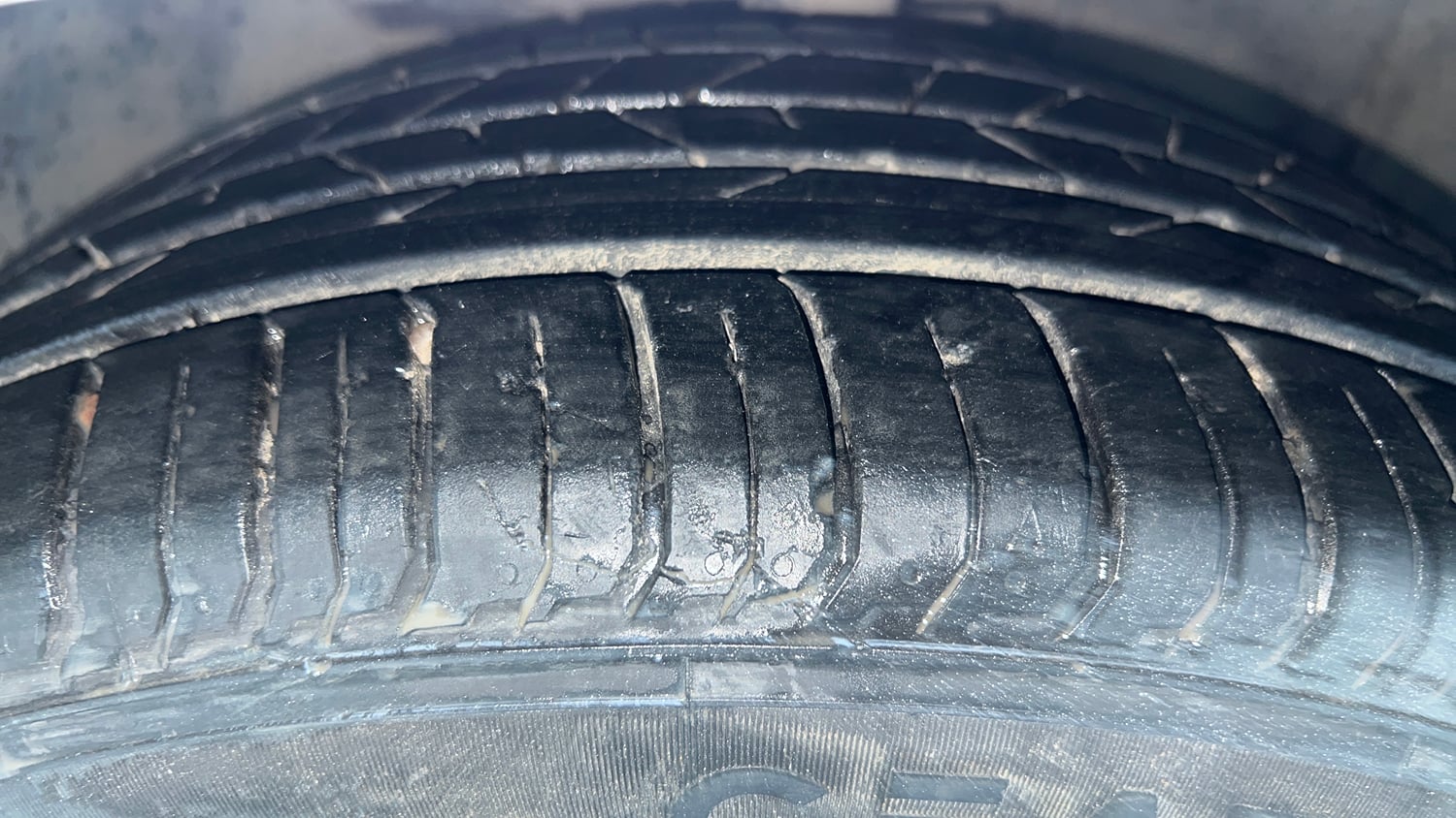 Used 2022 Hyundai i20 N Line N8 1.0 Turbo DCT Petrol Automatic tyres LEFT FRONT TYRE TREAD VIEW