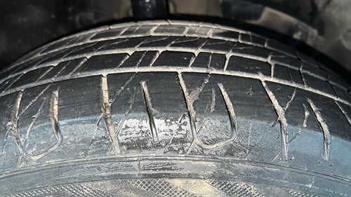 Used 2021 Renault Duster RXS 1.3 Turbo Petrol MT Petrol Manual tyres RIGHT FRONT TYRE TREAD VIEW