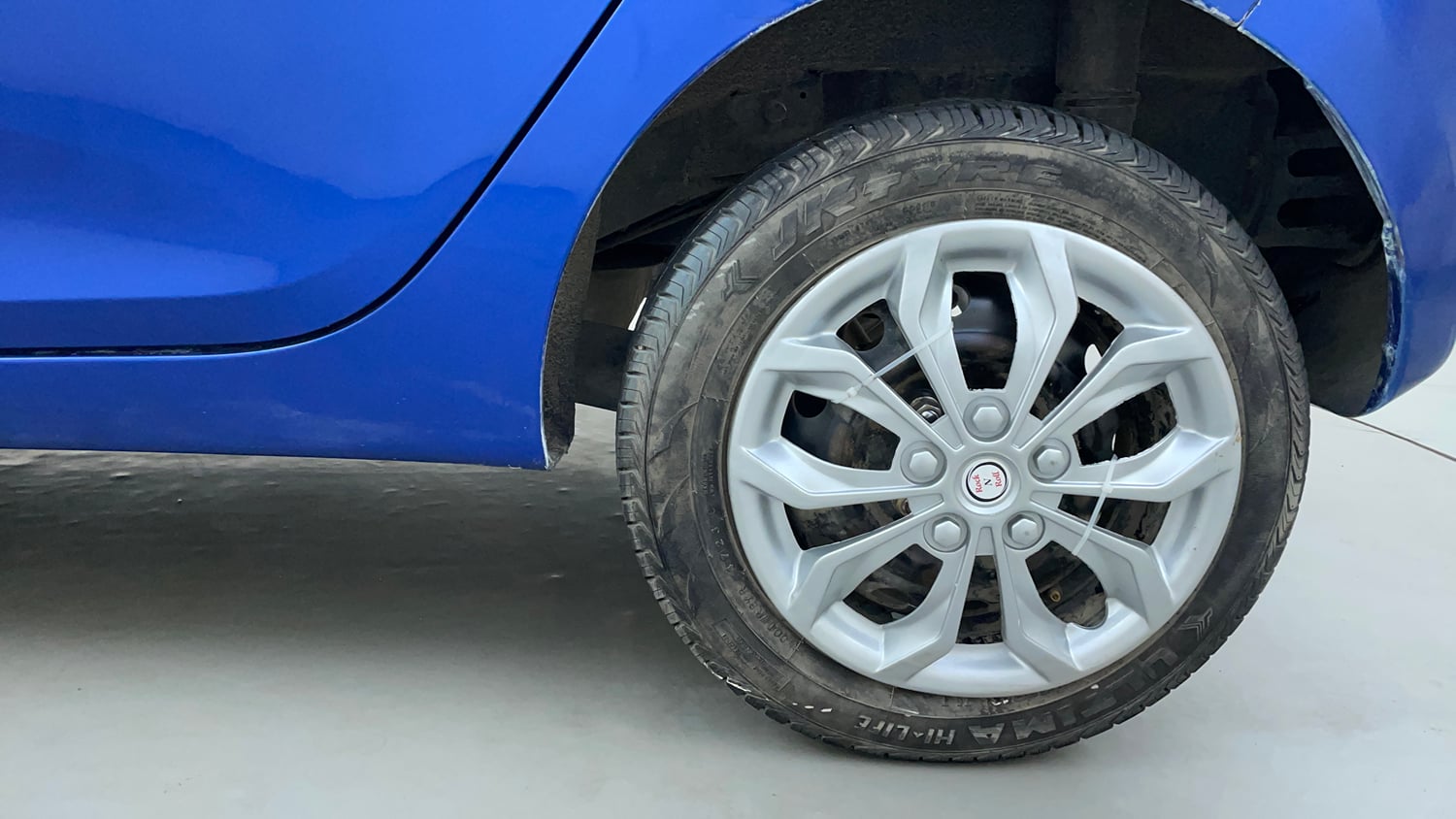 Used 2012 Hyundai Eon Magna + Petrol Manual tyres LEFT REAR TYRE RIM VIEW