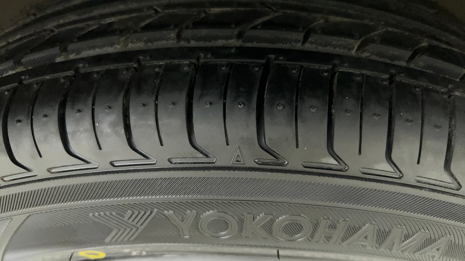Used 2023 Tata Tigor XZ Plus CNG Cng Manual tyres RIGHT FRONT TYRE TREAD VIEW