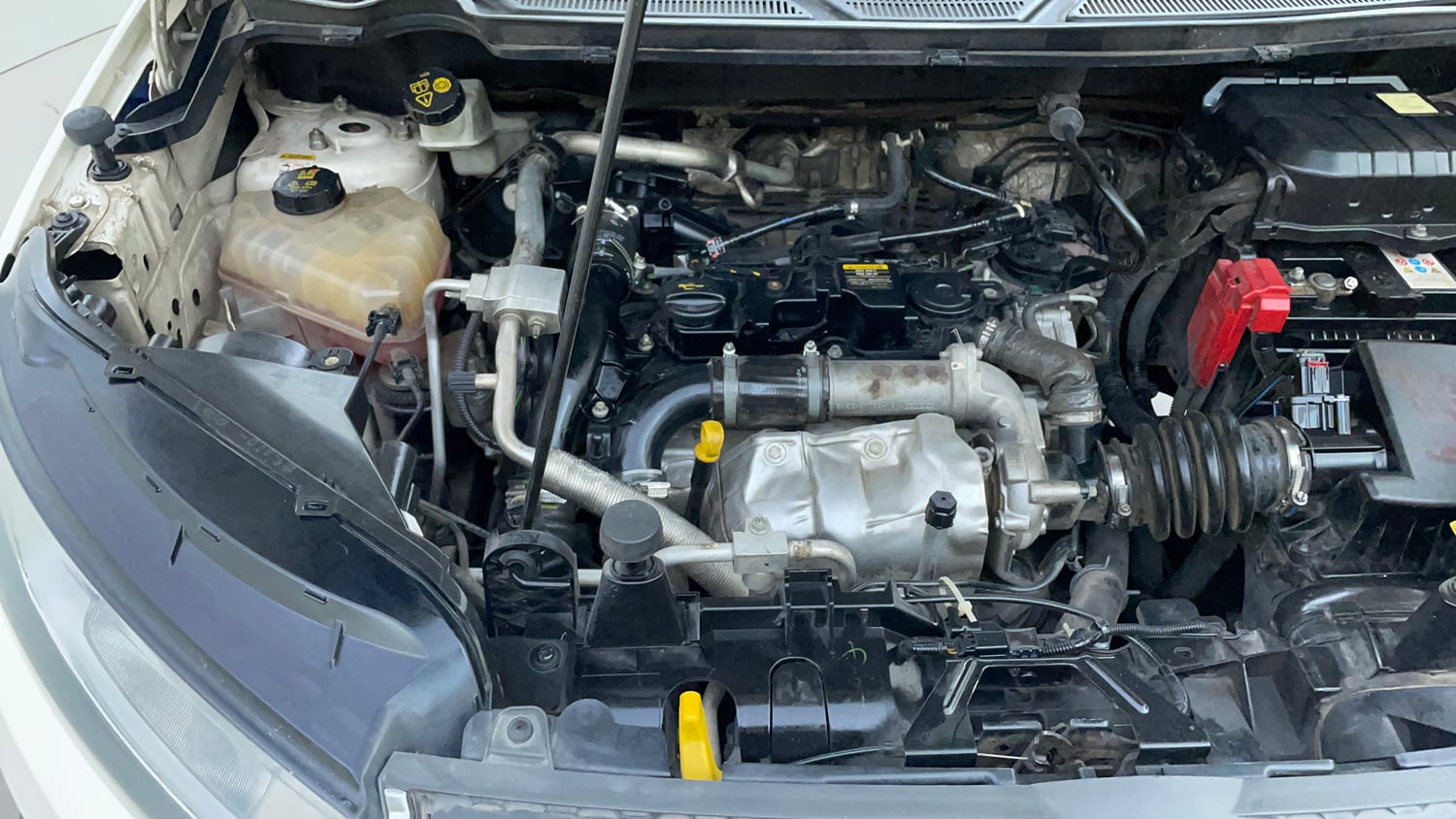 Used 2016 Ford EcoSport Titanium 1.5L TDCi Diesel Manual engine ENGINE RIGHT SIDE VIEW