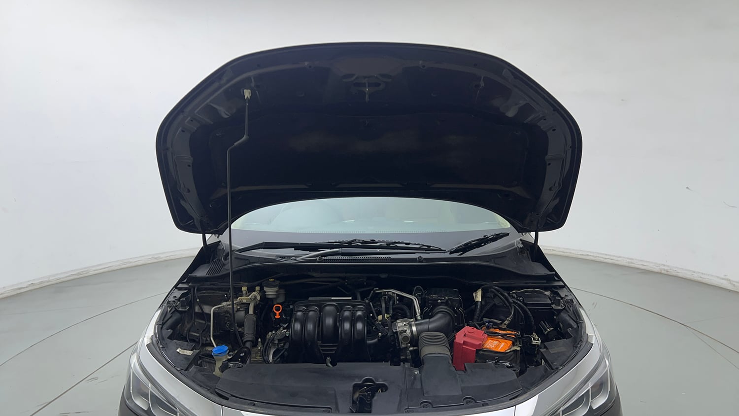 Used 2021 Honda City V Petrol Petrol Manual engine ENGINE & BONNET OPEN FRONT VIEW