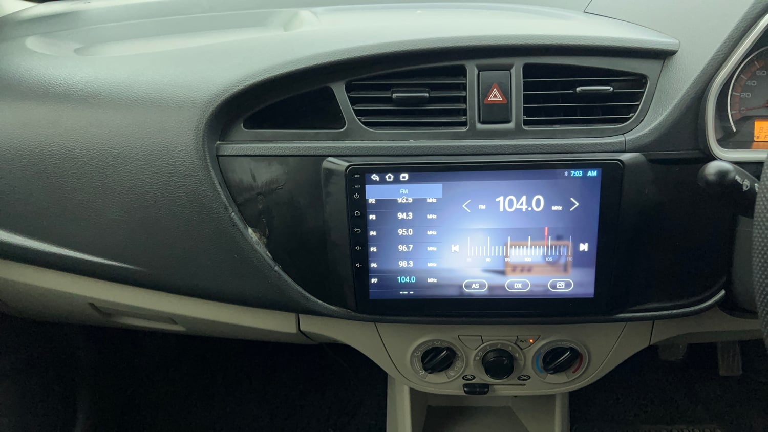 Used 2015 Maruti Suzuki Alto K10 VXi Petrol Manual interior MUSIC SYSTEM & AC CONTROL VIEW