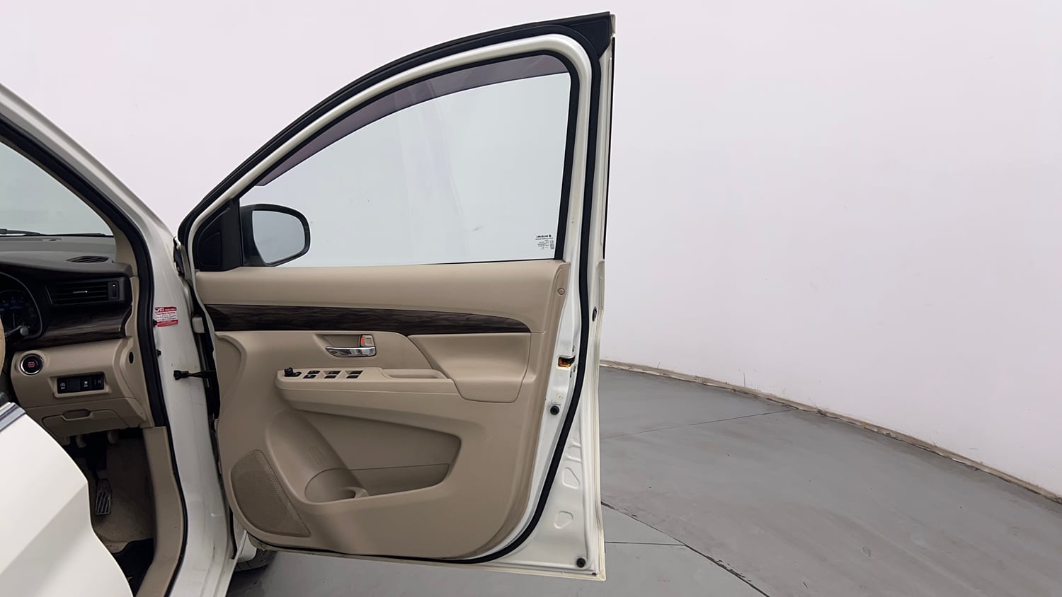 Used 2019 Maruti Suzuki New Ertiga ZXi AT Petrol Automatic interior RIGHT FRONT DOOR OPEN VIEW