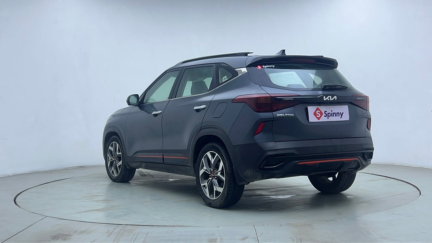 Used 2022 Kia Seltos X Line 1.5 Diesel AT Diesel Automatic exterior LEFT REAR CORNER VIEW