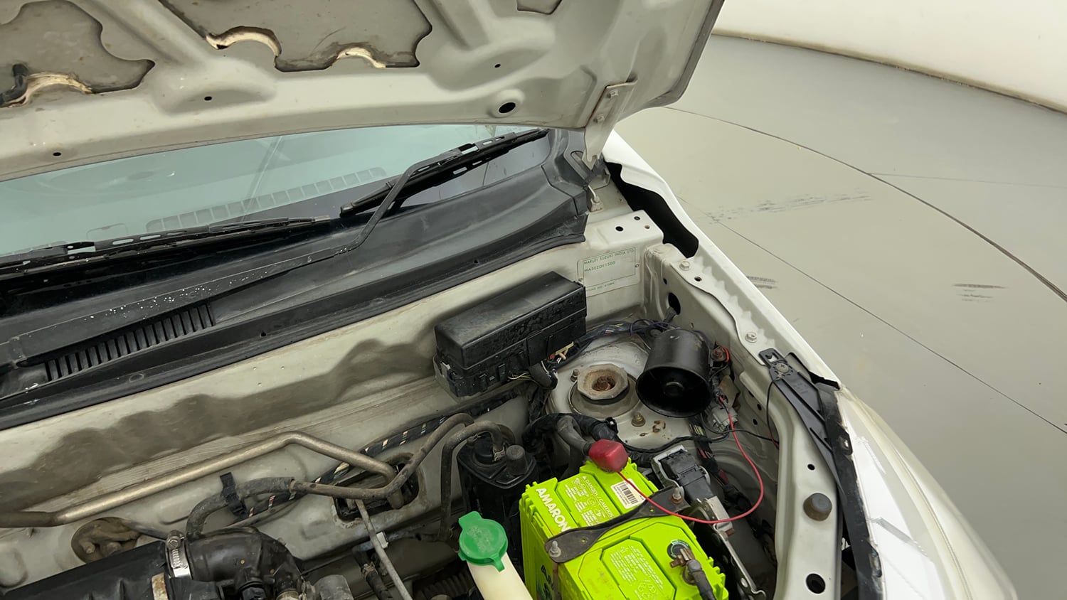 Used 2015 Maruti Suzuki Alto K10 VXi Petrol Manual engine ENGINE LEFT SIDE HINGE & APRON VIEW