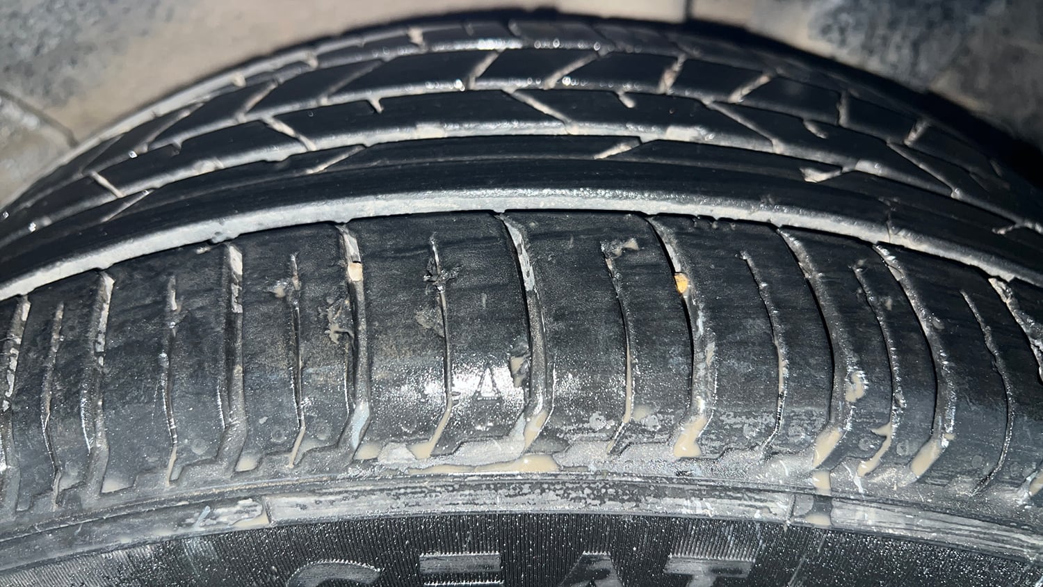Used 2022 Hyundai i20 N Line N8 1.0 Turbo DCT Petrol Automatic tyres LEFT REAR TYRE TREAD VIEW