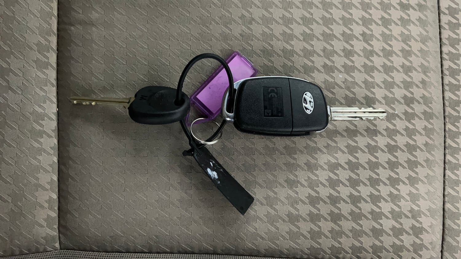 Used 2019 Hyundai Elite i20 Asta 1.2 Petrol Manual extra CAR KEY VIEW