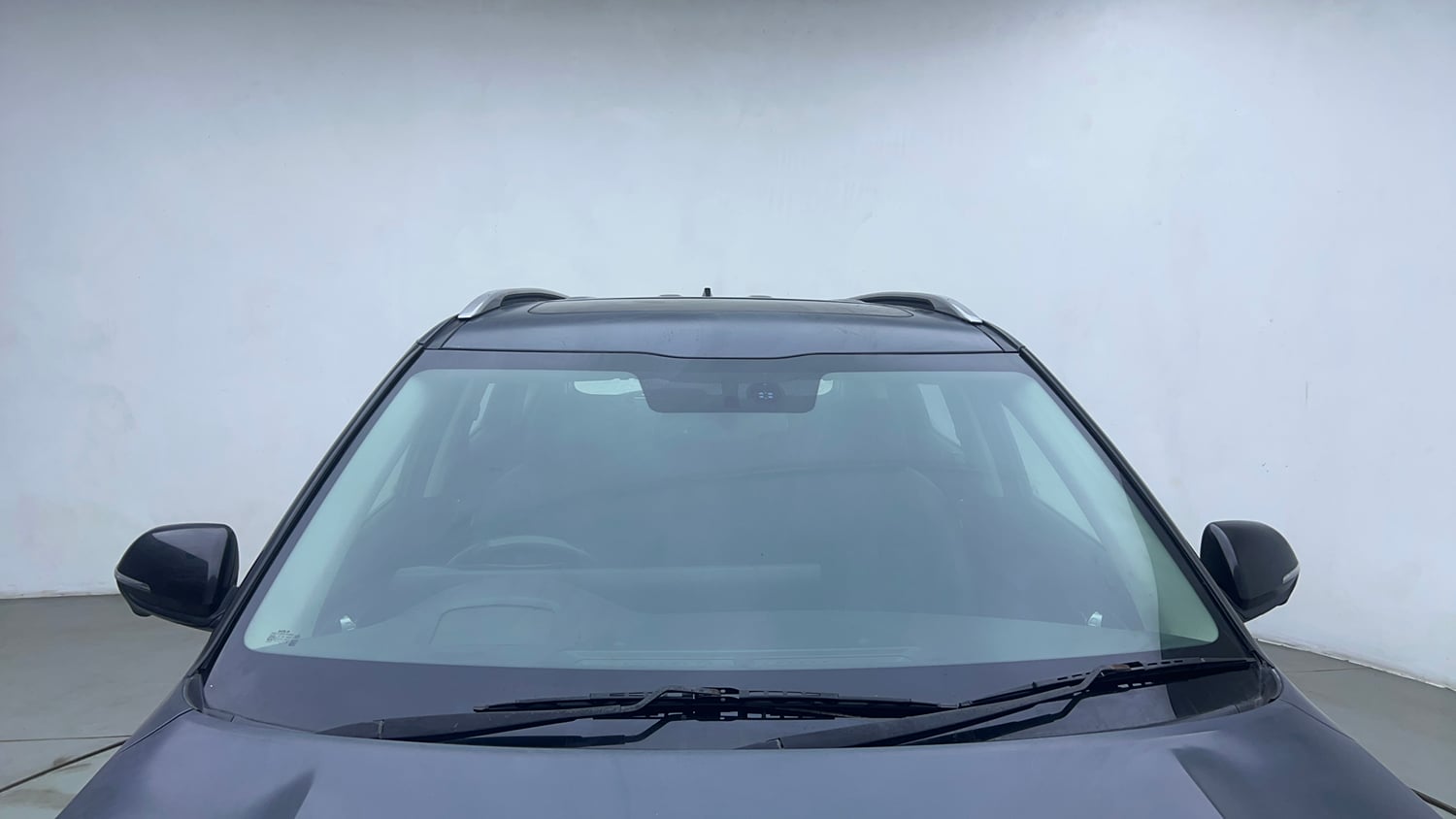 Used 2022 Kia Seltos X Line 1.5 Diesel AT Diesel Automatic exterior FRONT WINDSHIELD VIEW