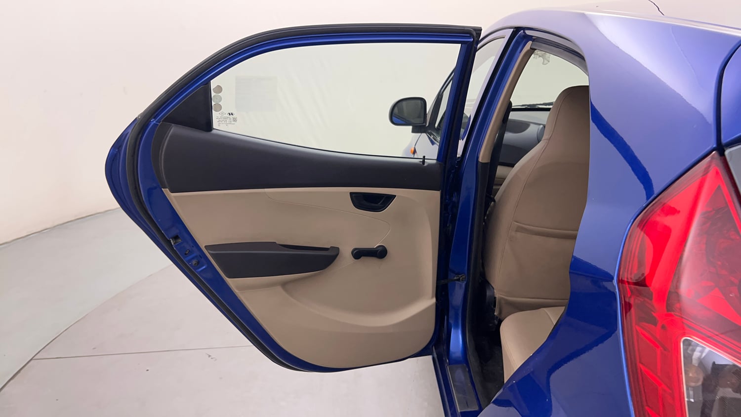 Used 2014 Hyundai Eon Magna + Petrol Manual interior LEFT REAR DOOR OPEN VIEW