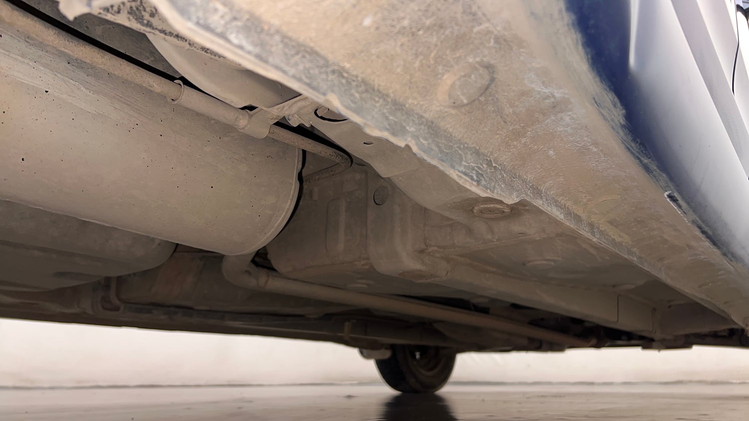 Used 2014 Hyundai Eon Magna + Petrol Manual extra REAR RIGHT UNDERBODY VIEW