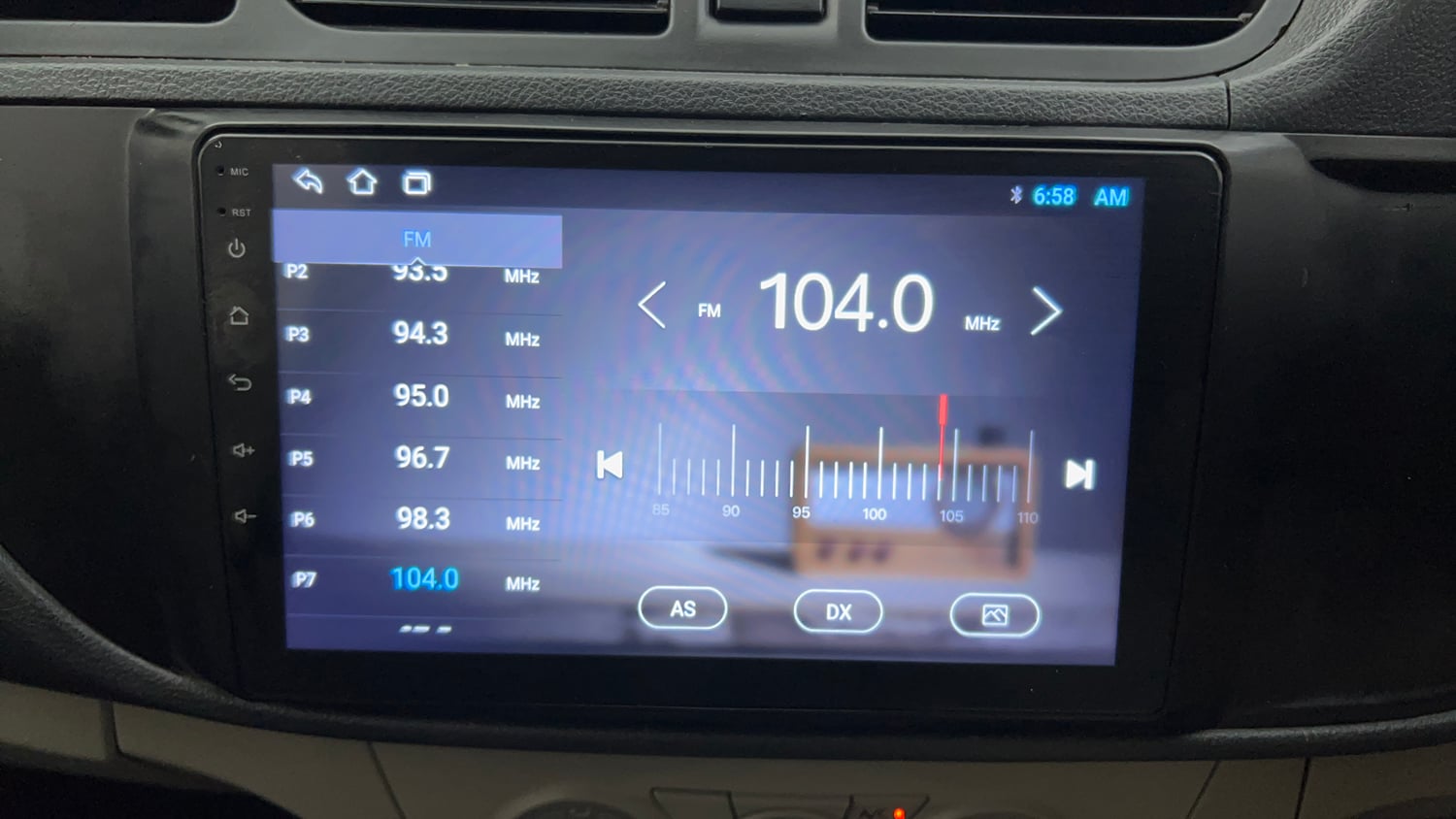 Used 2015 Maruti Suzuki Alto K10 VXi Petrol Manual top_features Integrated (in-dash) music system