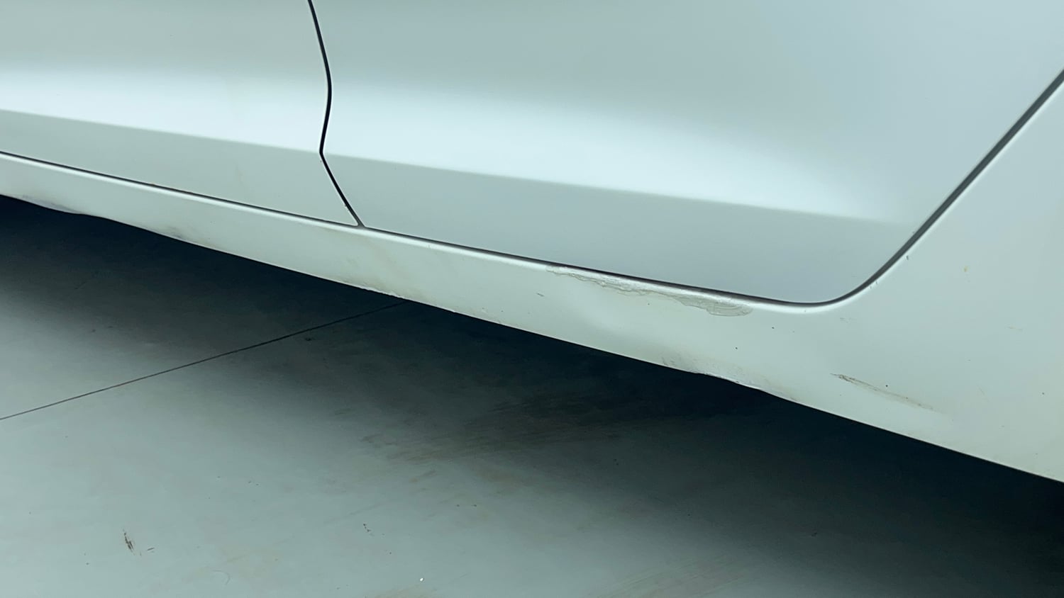 Used 2021 Tata Altroz XM Petrol Petrol Manual dents MINOR DENT