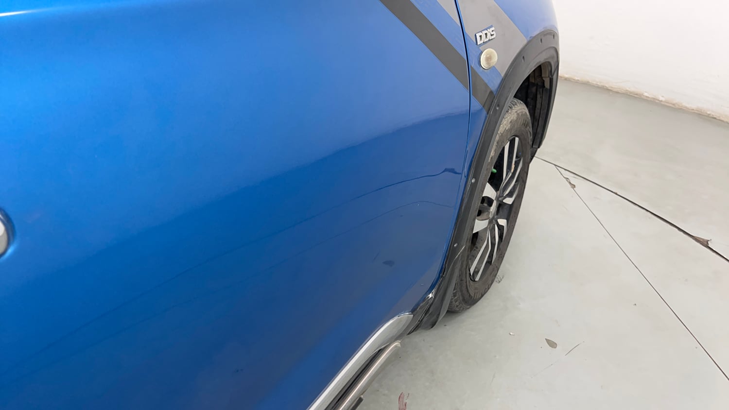 Used 2017 Maruti Suzuki Vitara Brezza VDi (O) Diesel Manual dents MINOR DENT