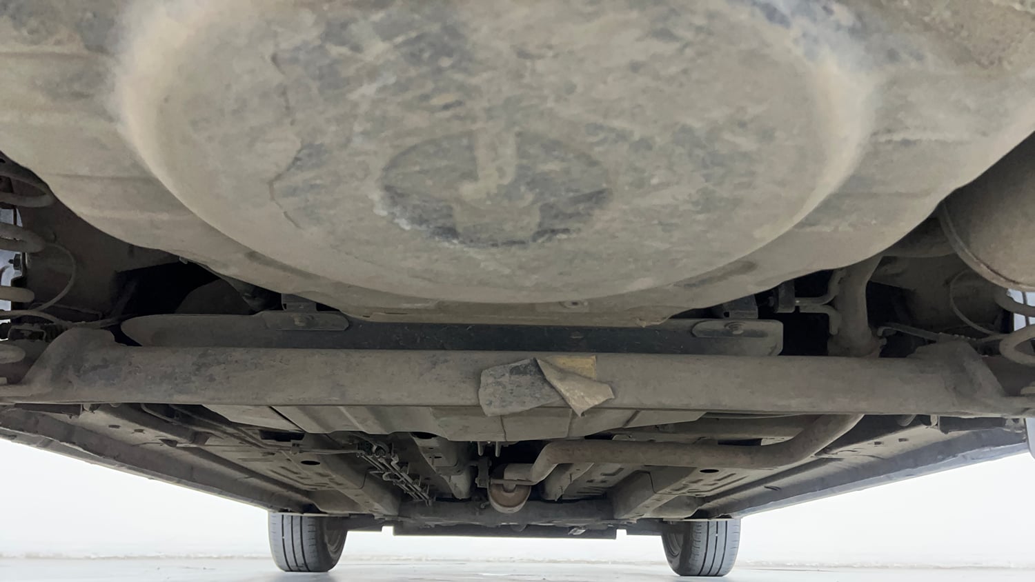 Used 2021 Tata Altroz XZ Petrol Petrol Manual extra REAR UNDERBODY VIEW (TAKEN FROM REAR)
