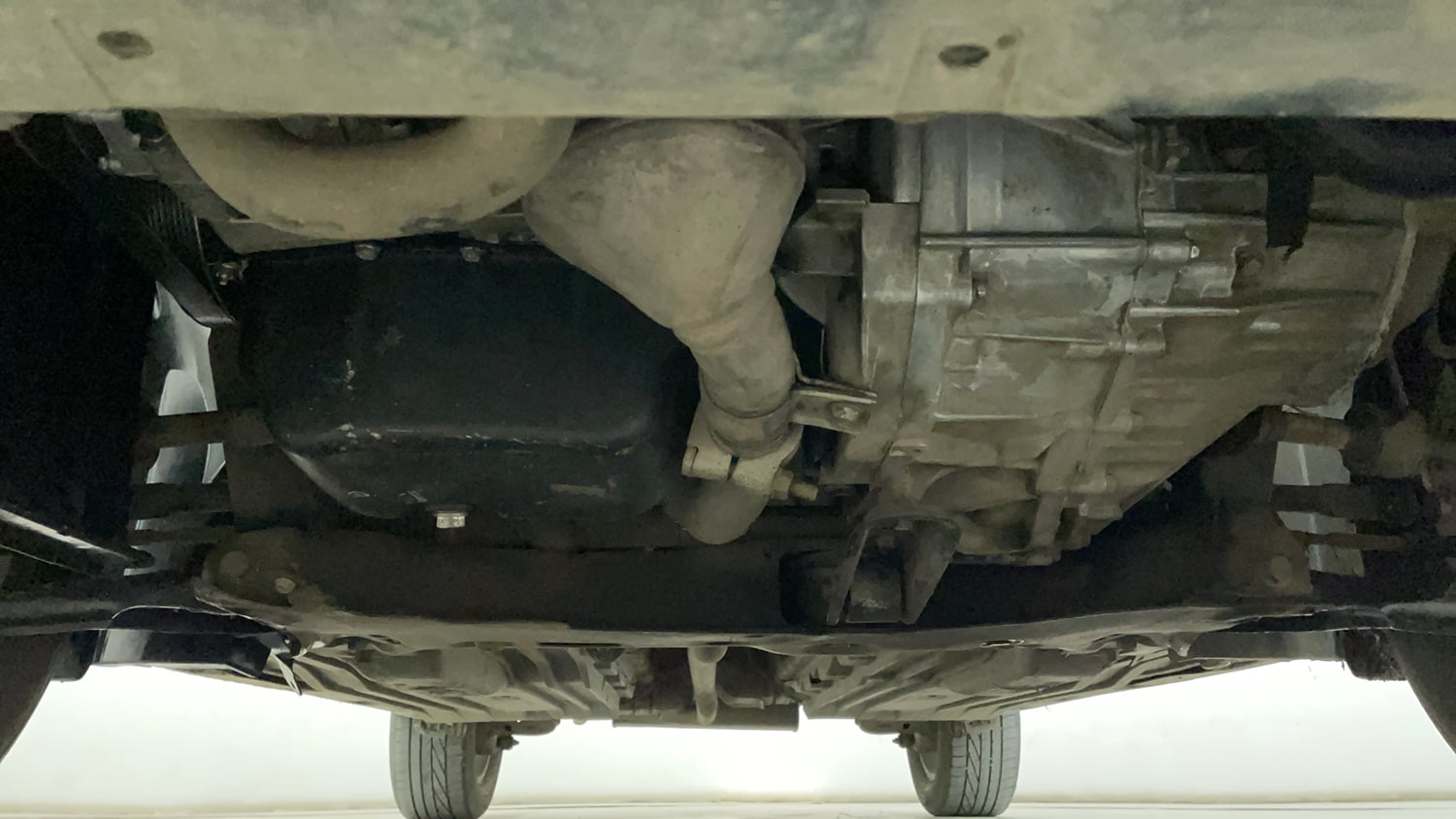 Used 2019 maruti-suzuki Vitara Brezza ZDi Plus AGS Diesel Automatic extra FRONT LEFT UNDERBODY VIEW