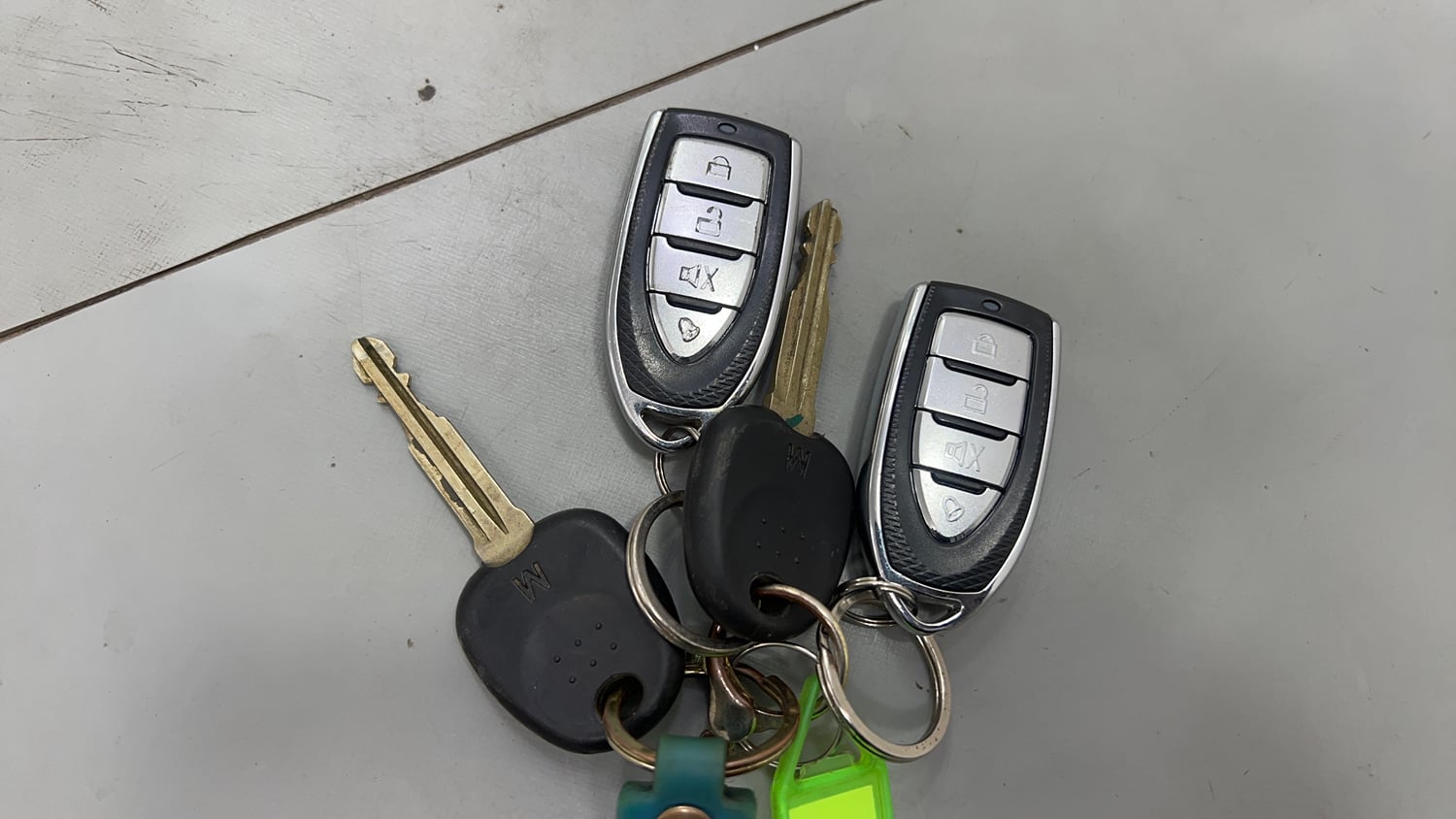 Used 2015 Hyundai i10 Magna 1.1 iRDE2 Petrol Manual extra CAR KEY VIEW