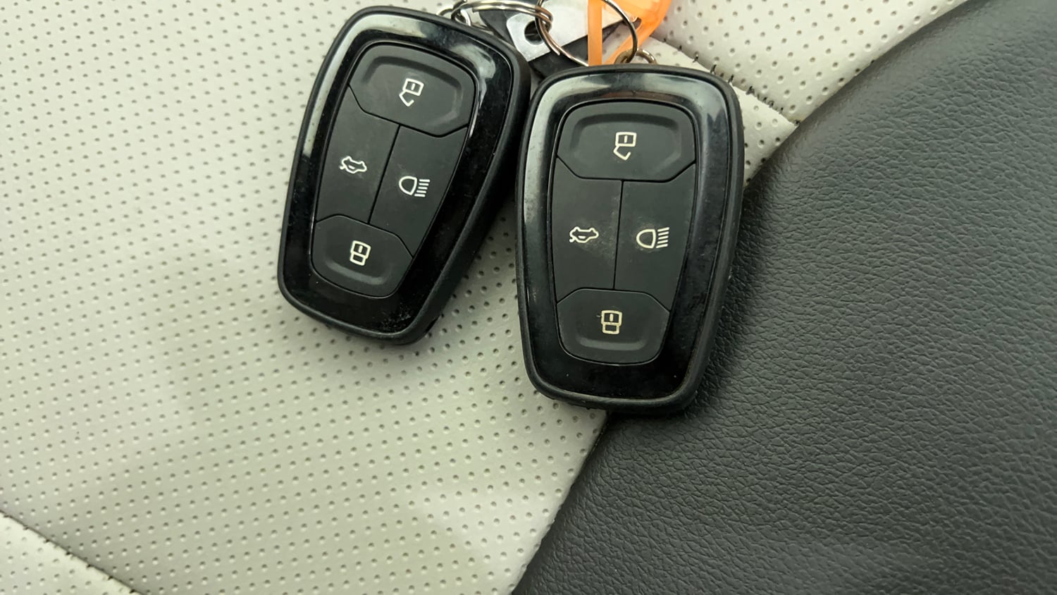 Used 2023 Tata Tigor XZ Plus CNG Cng Manual extra CAR KEY VIEW