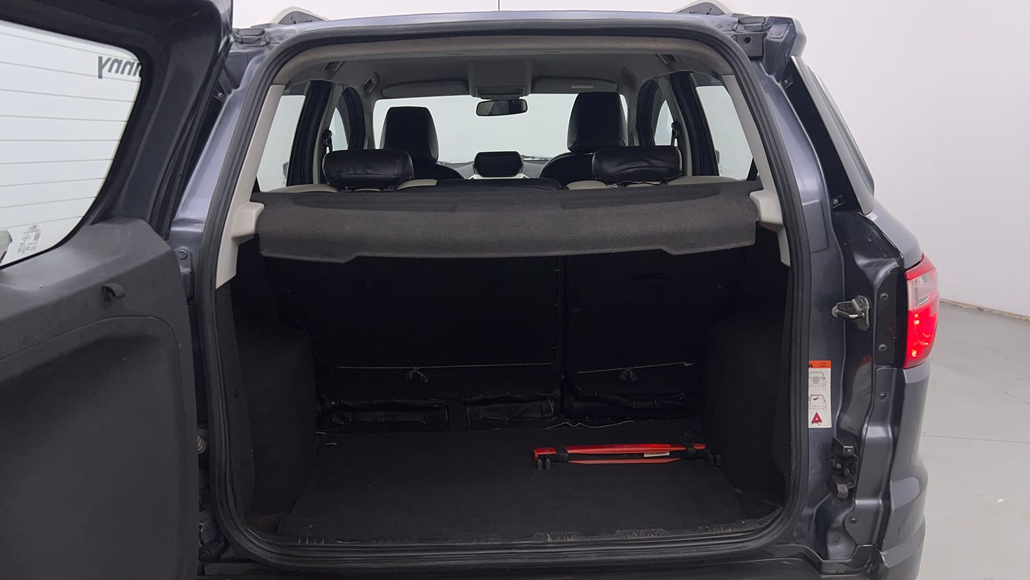 Used 2017 Ford EcoSport Titanium 1.5L TDCi Diesel Manual interior DICKY INSIDE VIEW