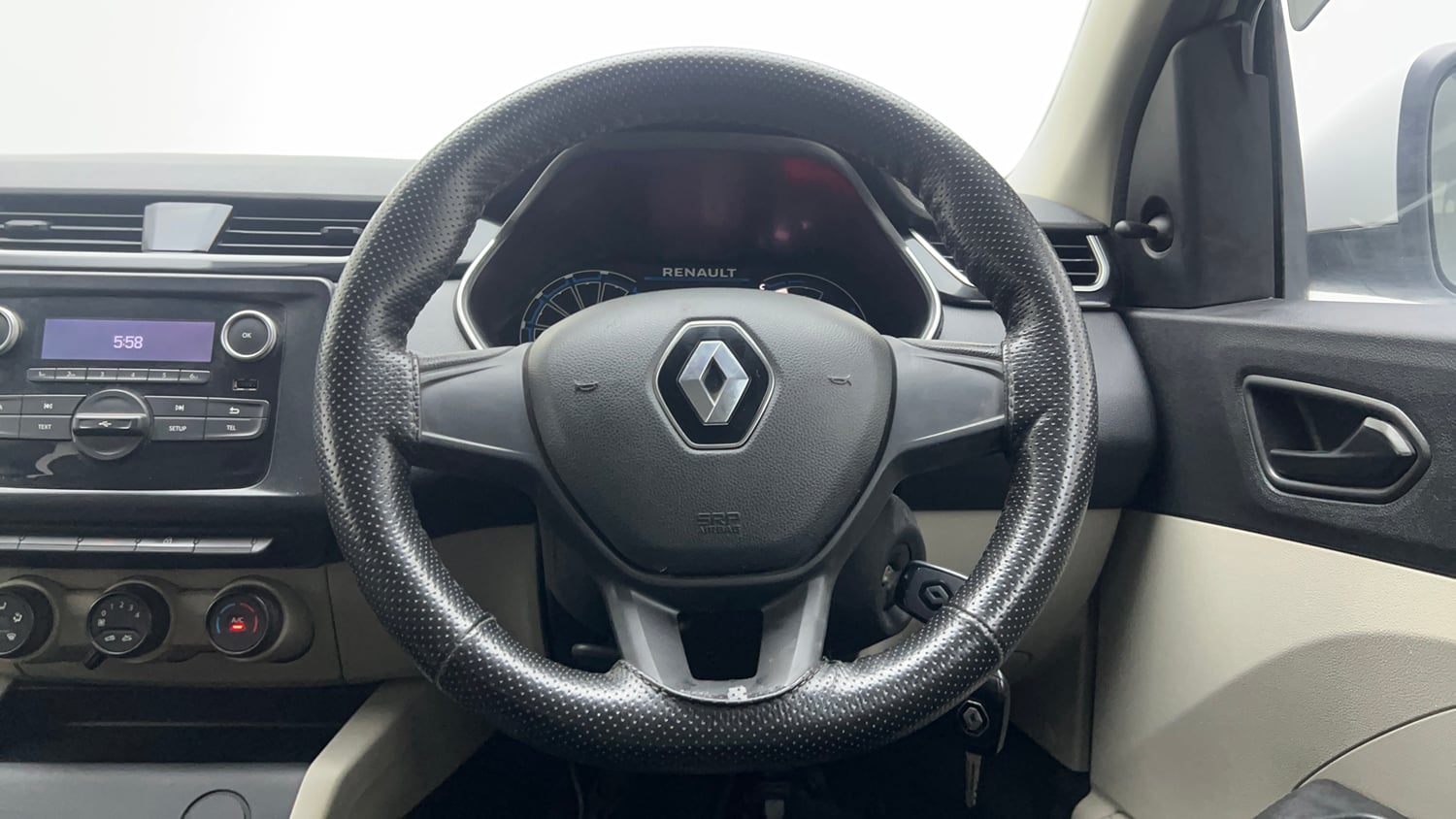 Used 2020 Renault Triber RXL Petrol Manual interior STEERING VIEW