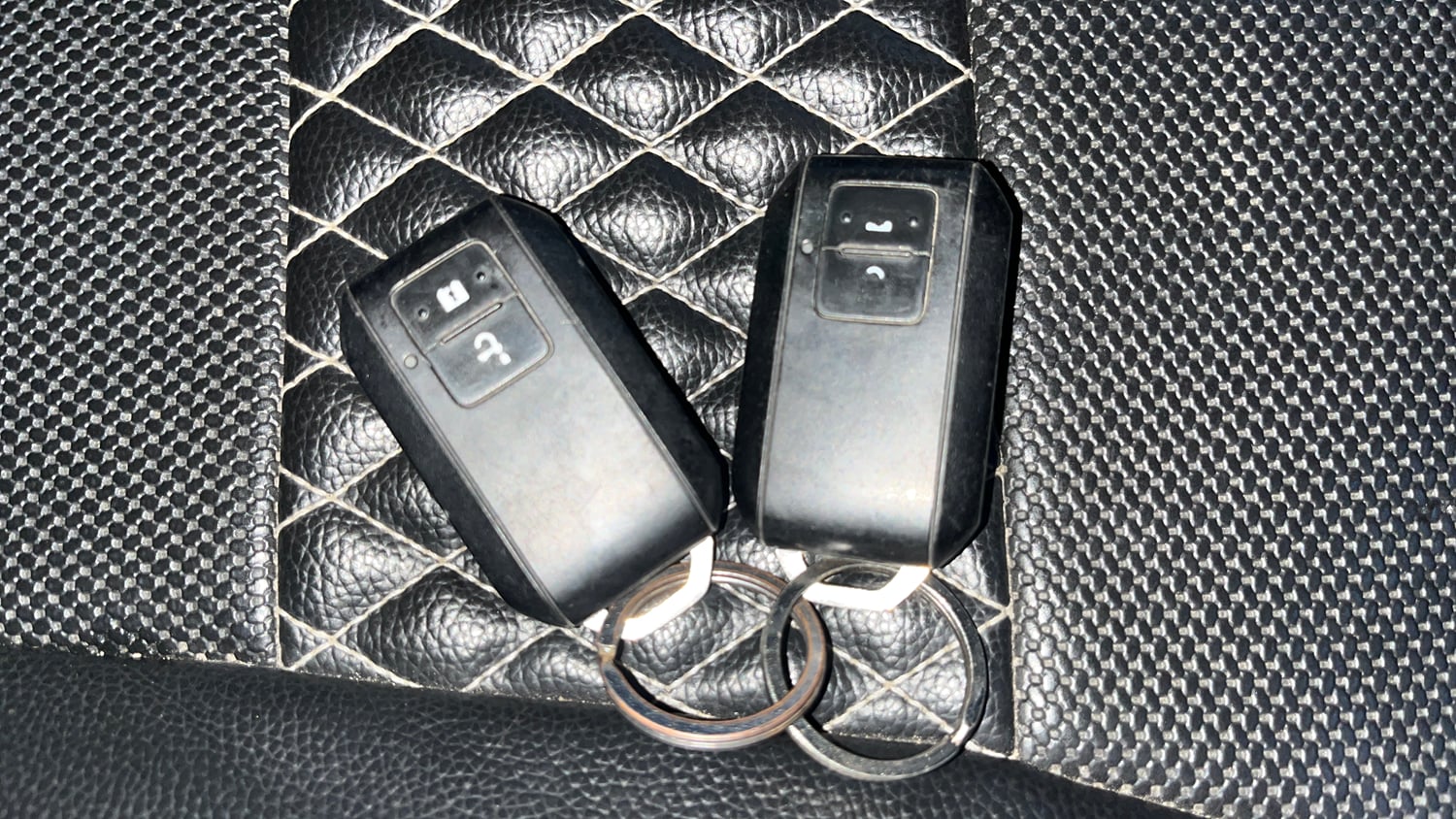 Used 2021 Maruti Suzuki Baleno Zeta Petrol Manual extra CAR KEY VIEW