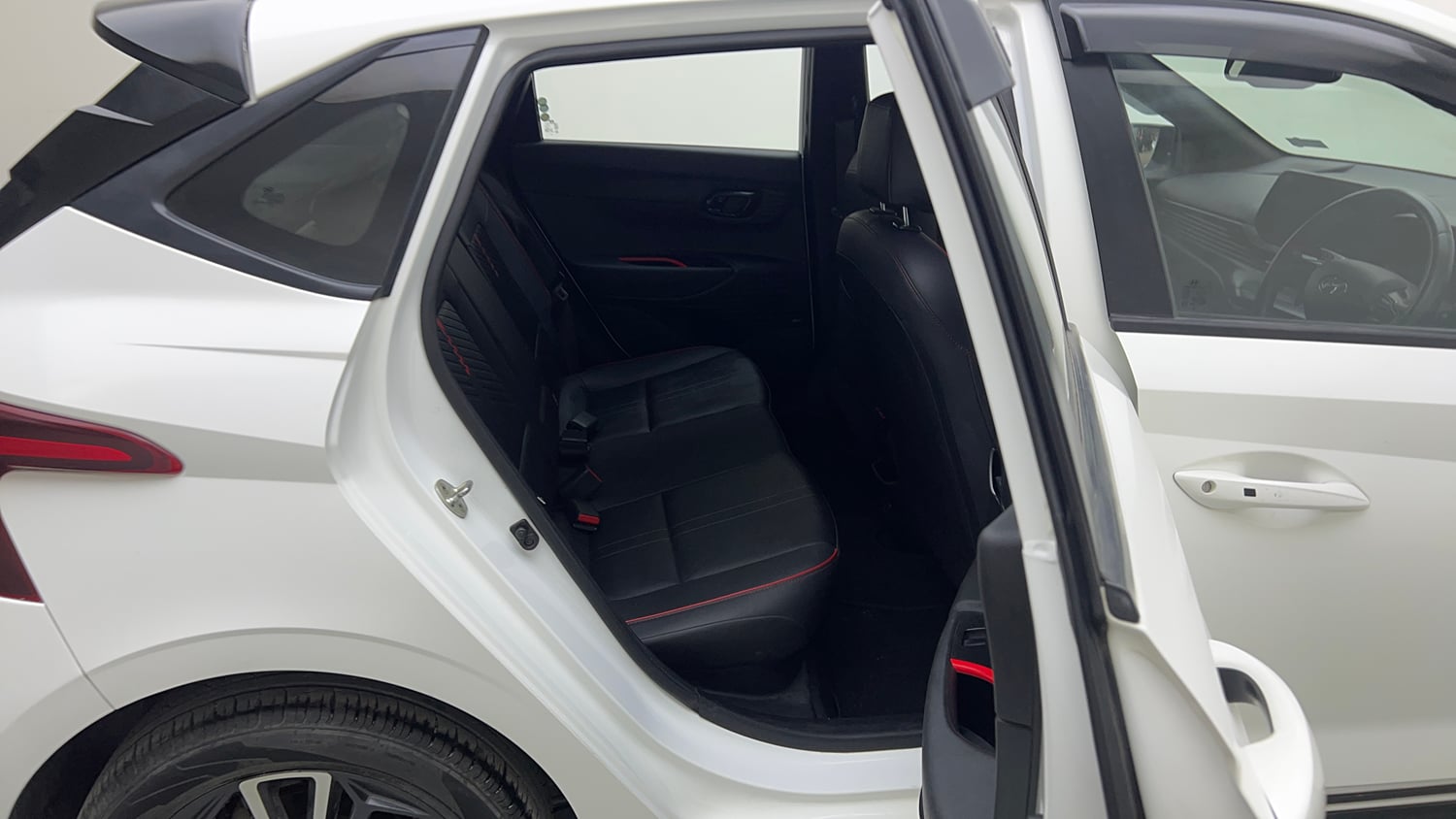 Used 2022 Hyundai i20 N Line N8 1.0 Turbo DCT Petrol Automatic interior RIGHT SIDE REAR DOOR CABIN VIEW
