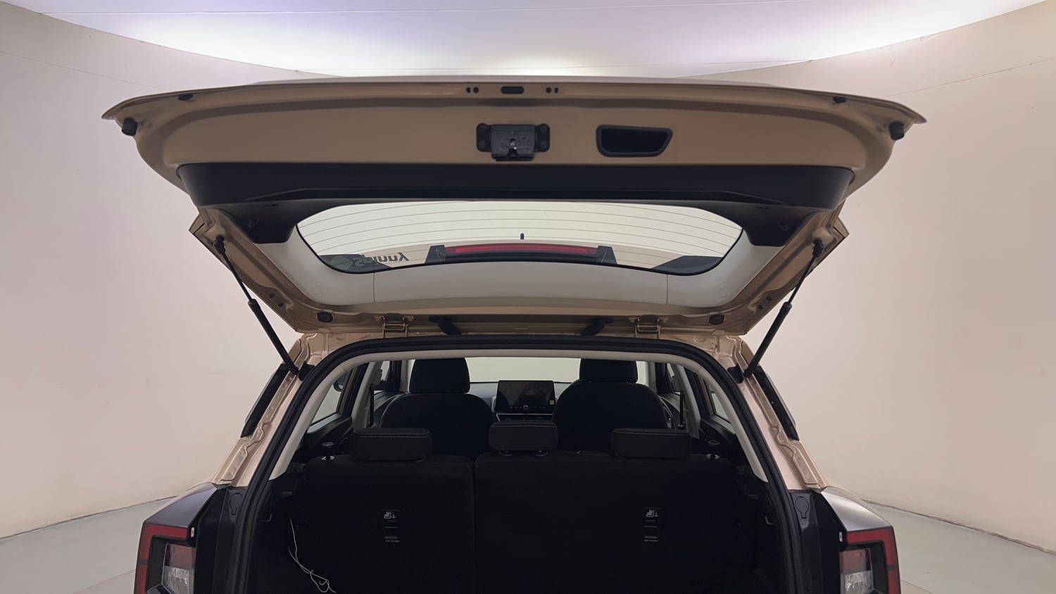 Used 2026 Mahindra XUV 3XO AX5 1.2 Petrol AT Petrol Automatic interior DICKY DOOR OPEN VIEW