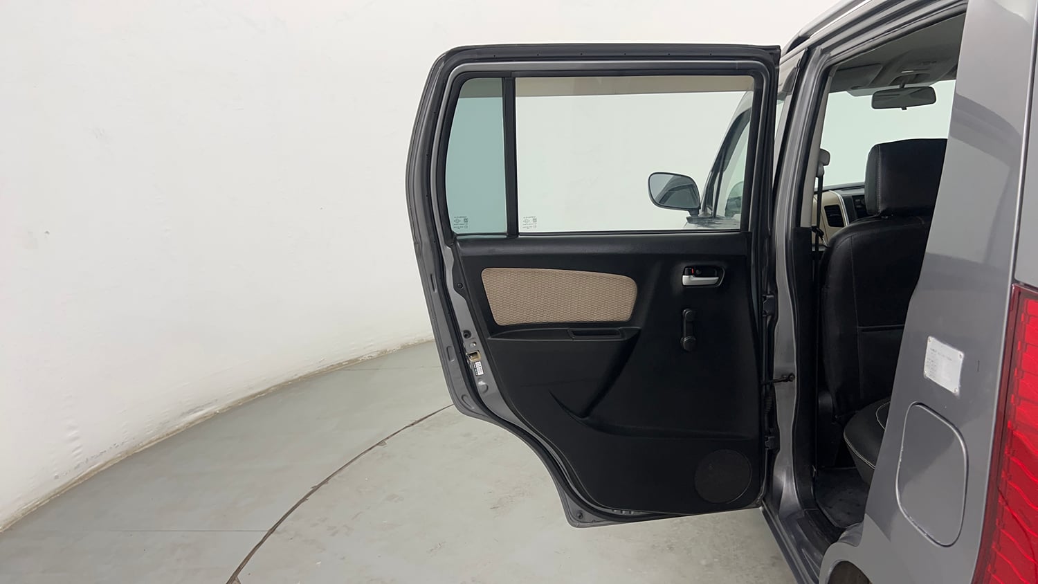 Used 2017 Maruti Suzuki Wagon R LXI CNG Cng Manual interior LEFT REAR DOOR OPEN VIEW