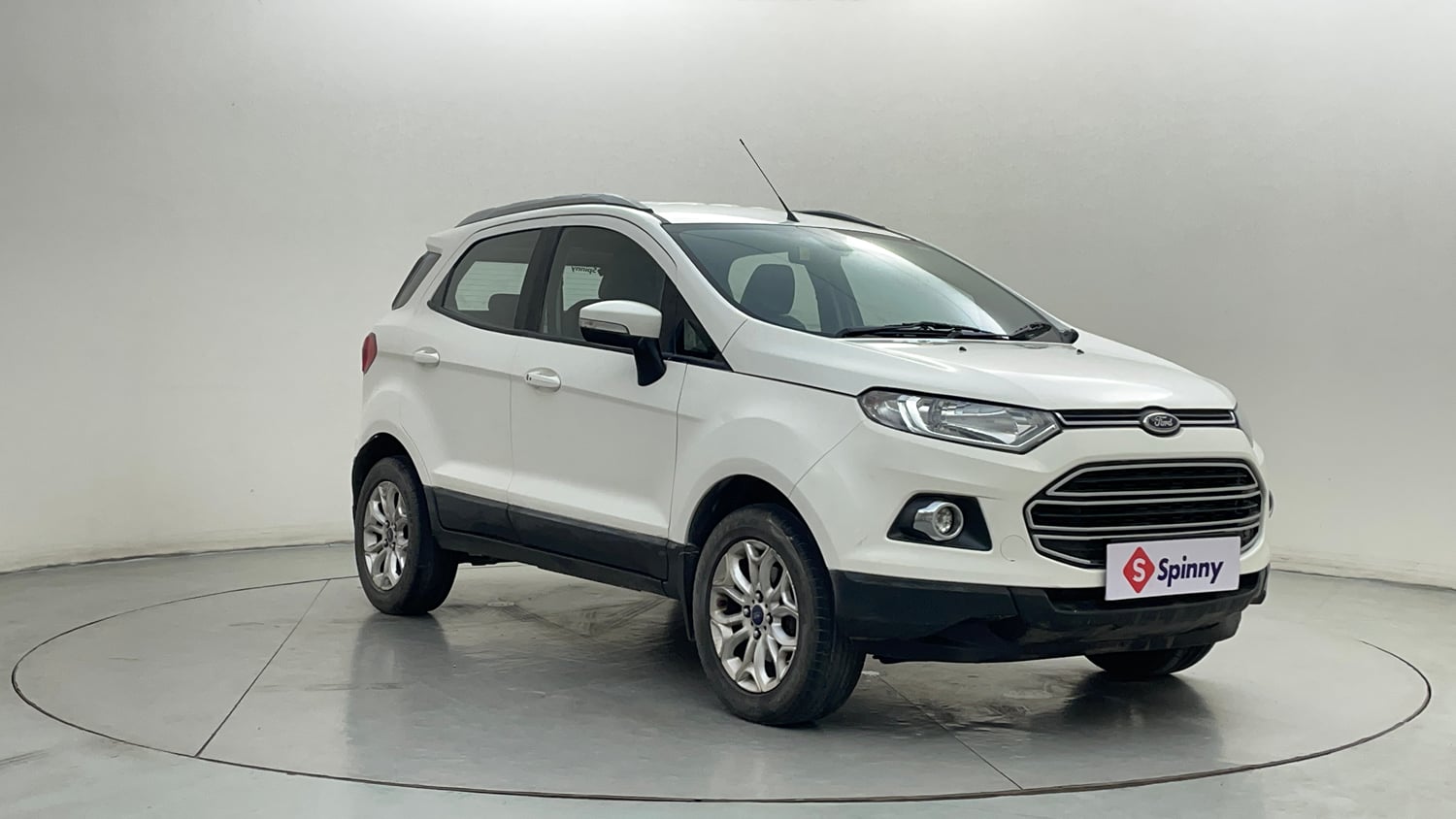 Used 2016 Ford EcoSport Titanium 1.5L TDCi Diesel Manual exterior RIGHT FRONT CORNER VIEW
