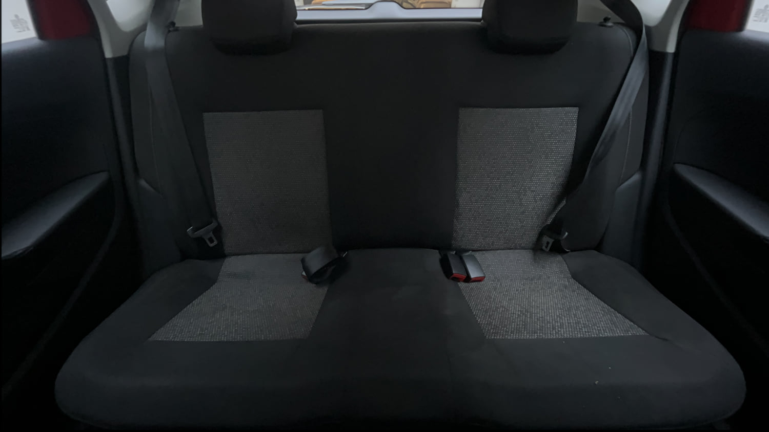 Used 2016 Volkswagen Polo Comfortline 1.2L (P) Petrol Manual interior REAR SEAT CONDITION VIEW