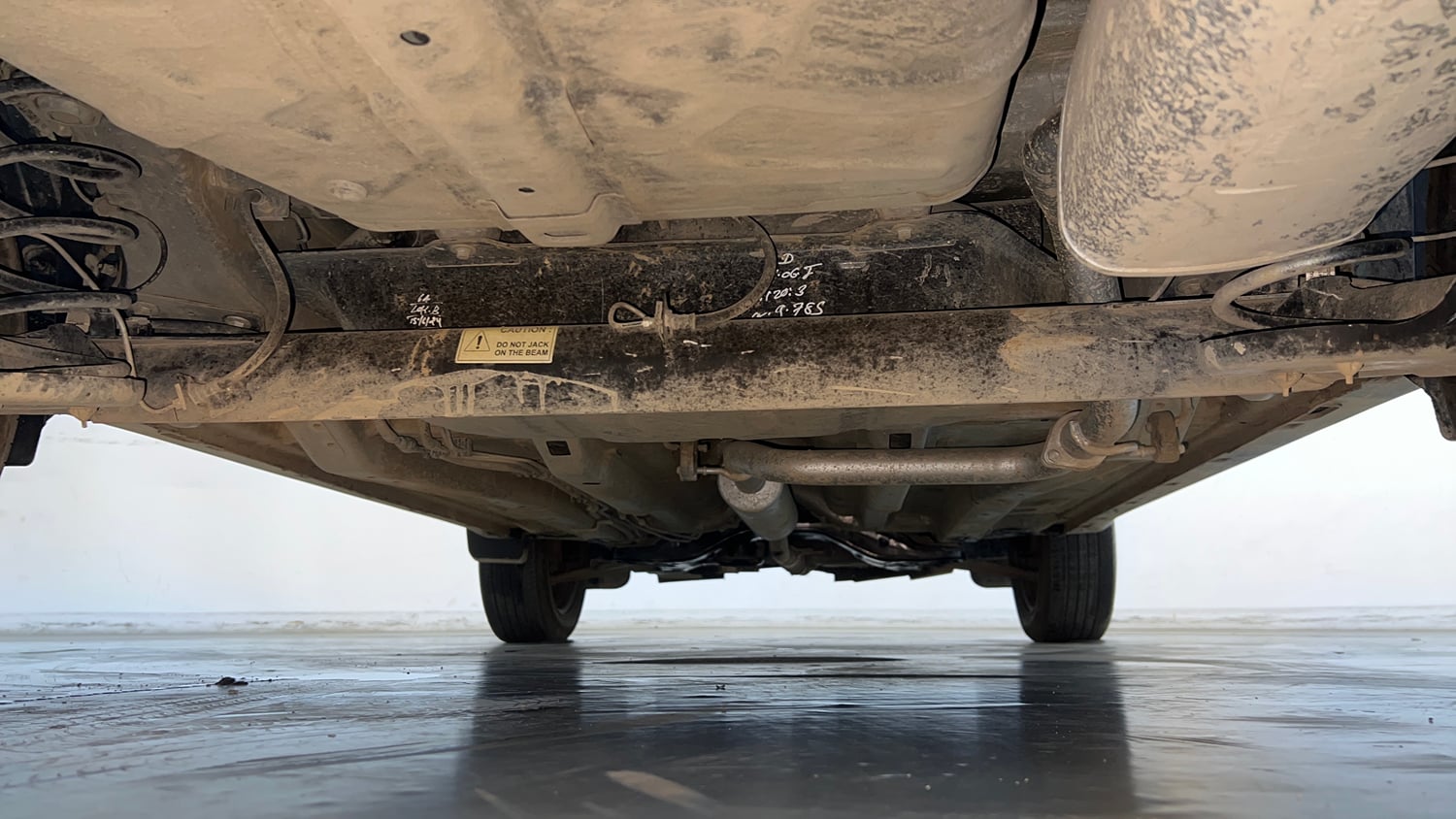 Used 2024 Tata Nexon Smart (O) 1.2 Petrol 5MT Petrol Manual extra REAR UNDERBODY VIEW (TAKEN FROM REAR)