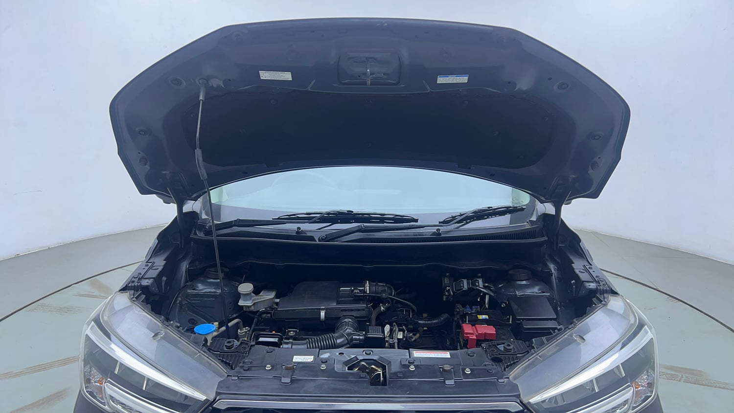 Used 2022 Maruti Suzuki XL6 Alpha Plus AT Petrol Petrol Automatic engine ENGINE & BONNET OPEN FRONT VIEW