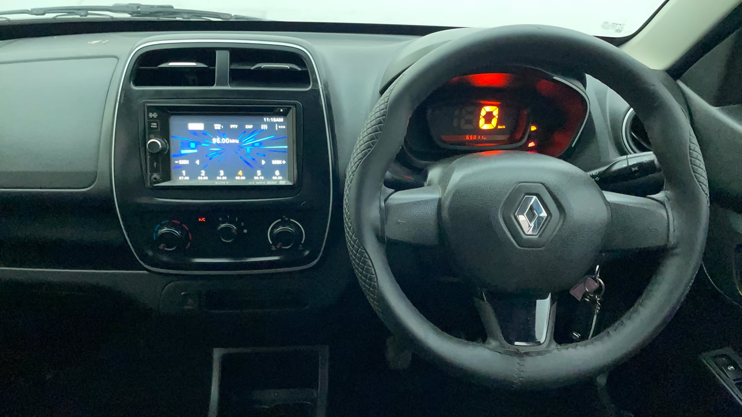 Used 2018 Renault Kwid 1.0 RXL Petrol Manual interior STEERING VIEW