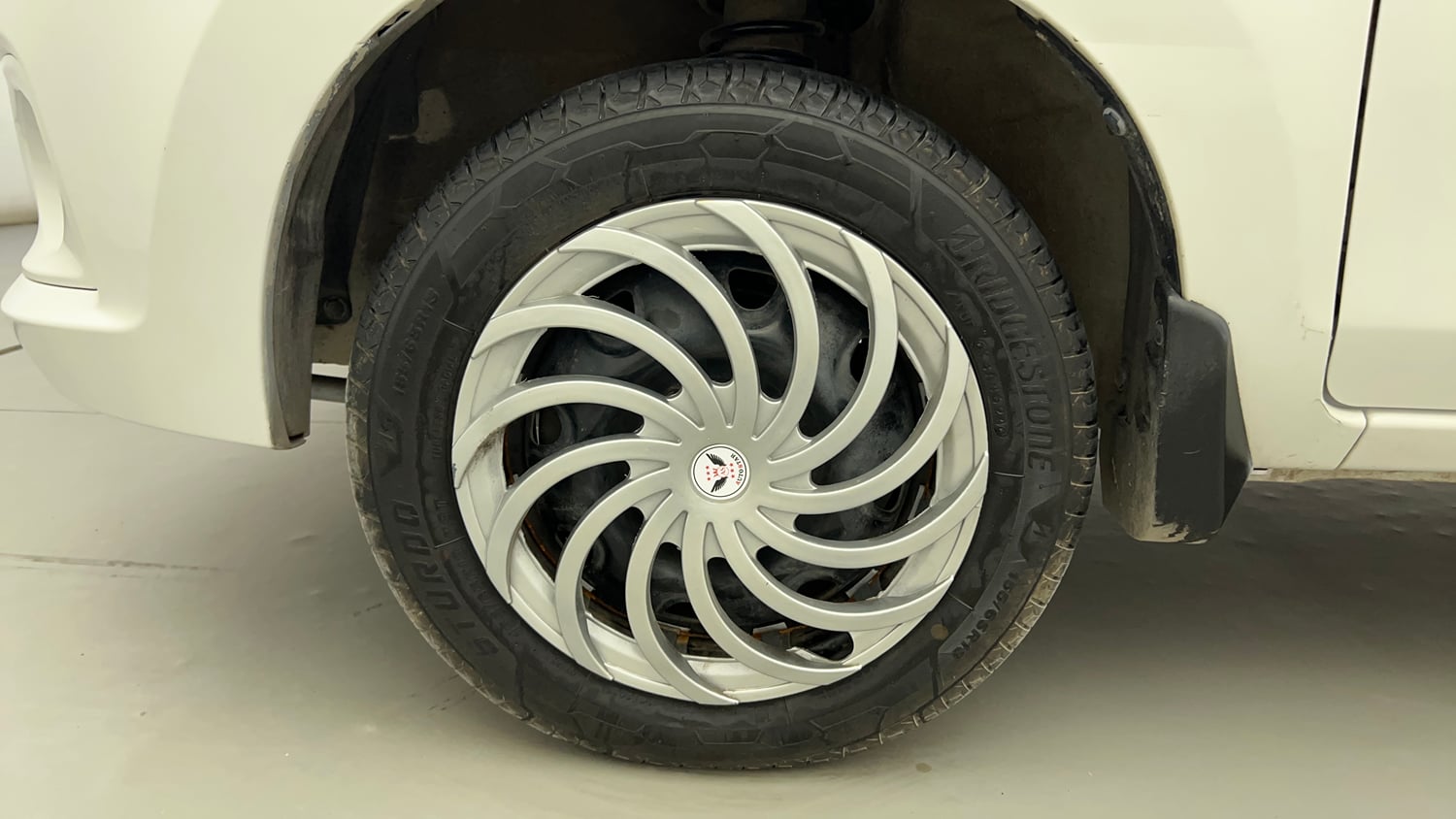Used 2015 Maruti Suzuki Alto K10 VXi Petrol Manual tyres LEFT FRONT TYRE RIM VIEW