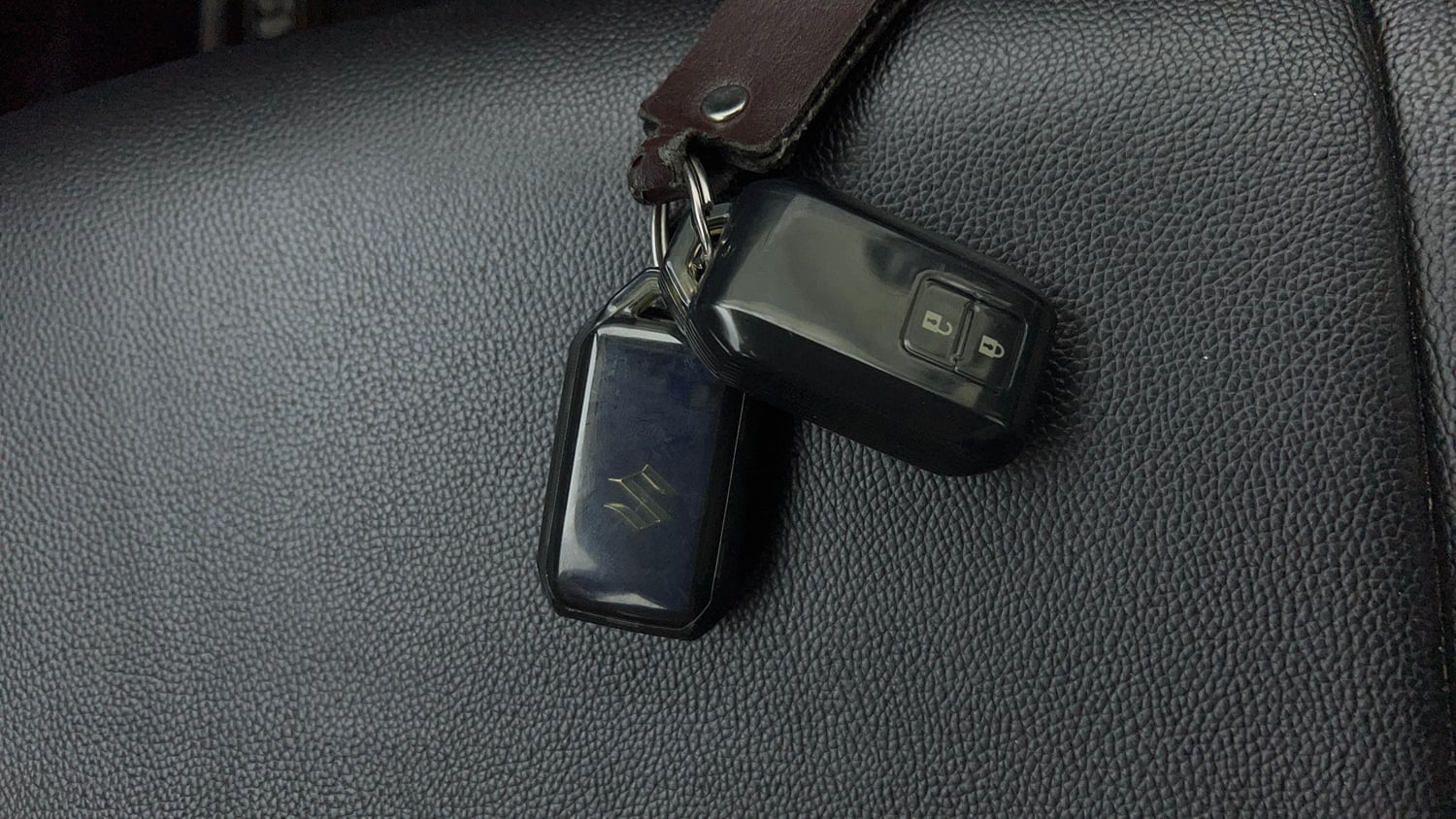 Used 2019 Maruti Suzuki Swift ZXi AMT Petrol Automatic extra CAR KEY VIEW