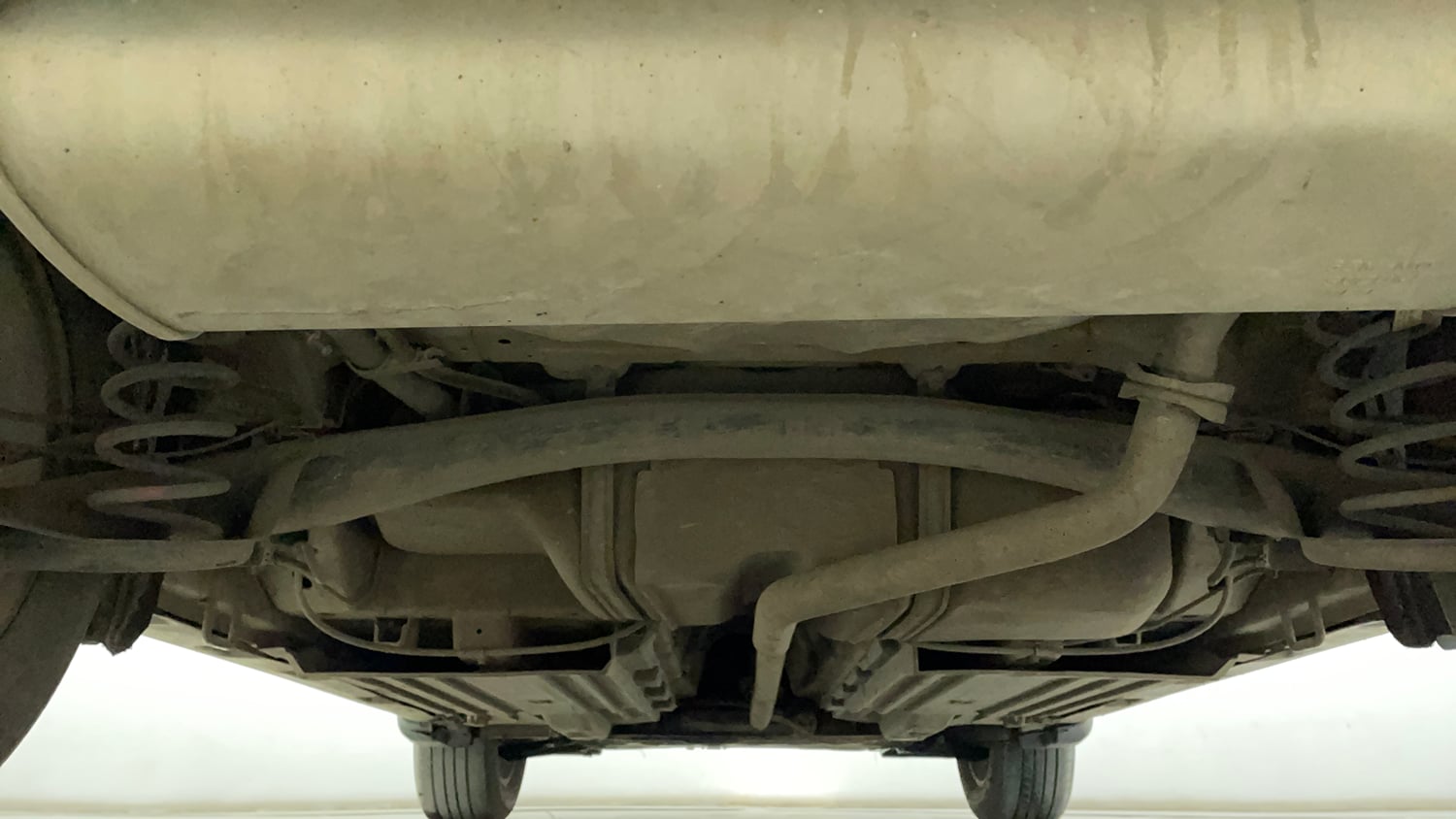 Used 2019 maruti-suzuki Vitara Brezza ZDi Plus AGS Diesel Automatic extra REAR UNDERBODY VIEW (TAKEN FROM REAR)