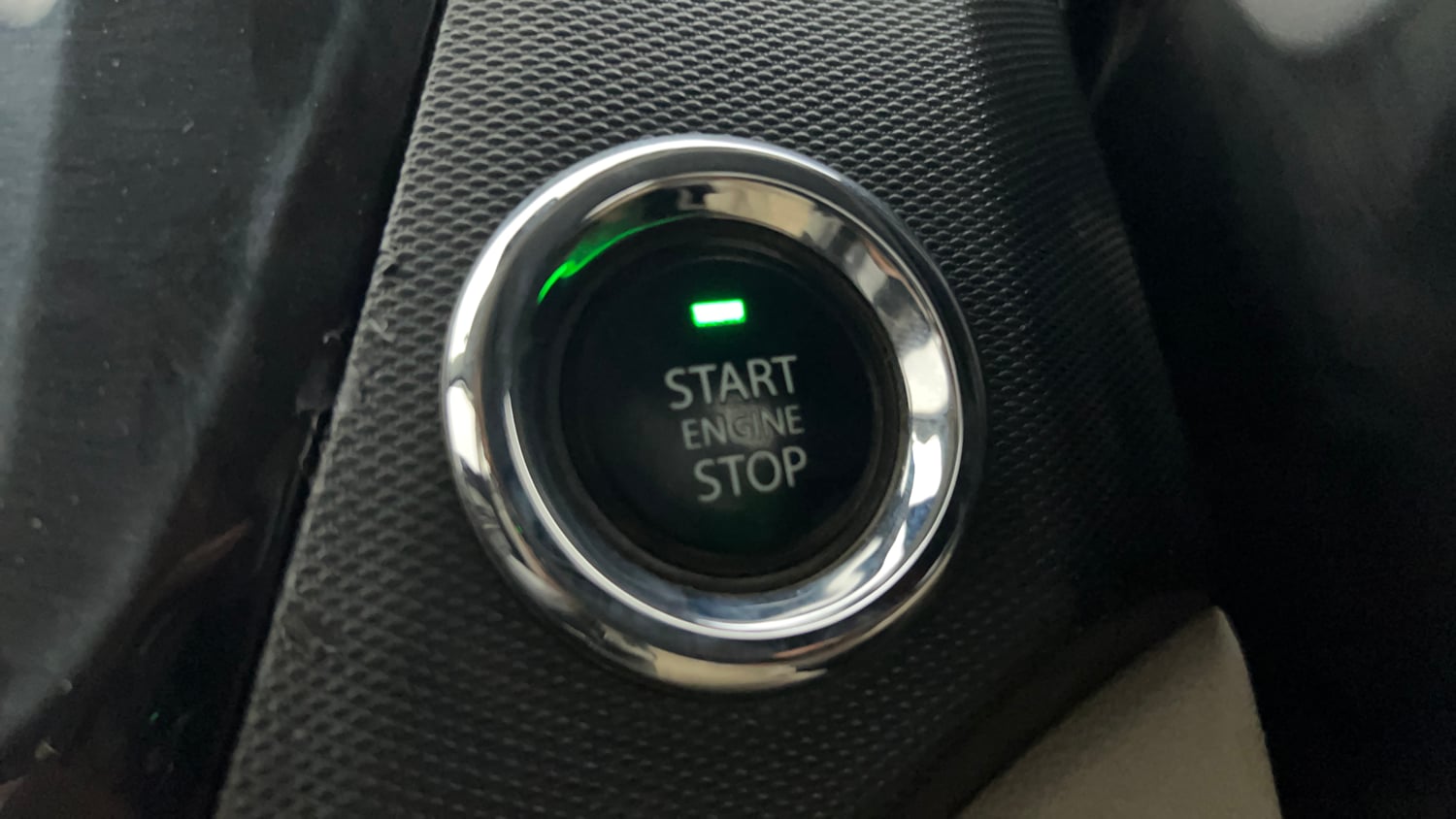 Used 2023 Tata Tigor XZ Plus CNG Cng Manual top_features Keyless start