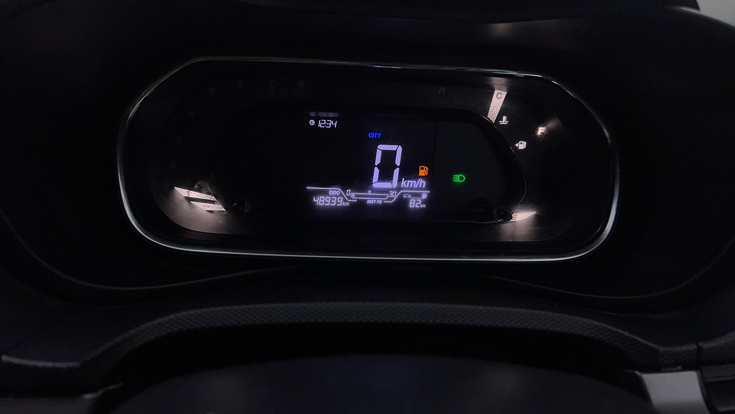 Used 2023 Tata Nexon XM Diesel Diesel Manual interior CLUSTERMETER VIEW