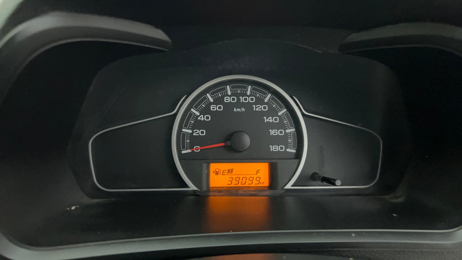 Used 2019 Maruti Suzuki Alto 800 LXi Petrol Manual interior CLUSTERMETER VIEW