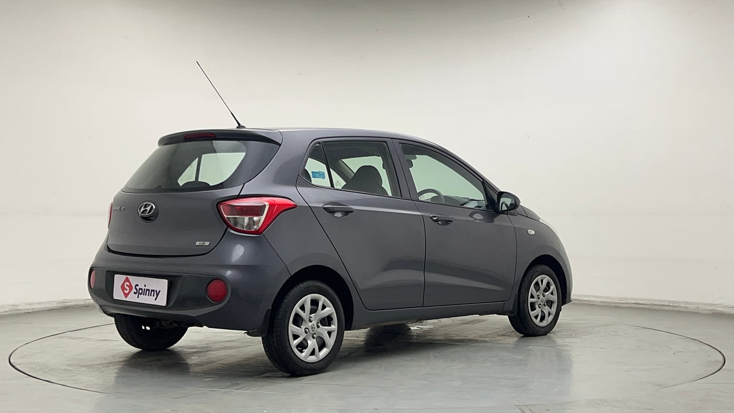 Used 2017 Hyundai Grand i10 Magna 1.2 Kappa VTVT Petrol Manual exterior RIGHT REAR CORNER VIEW