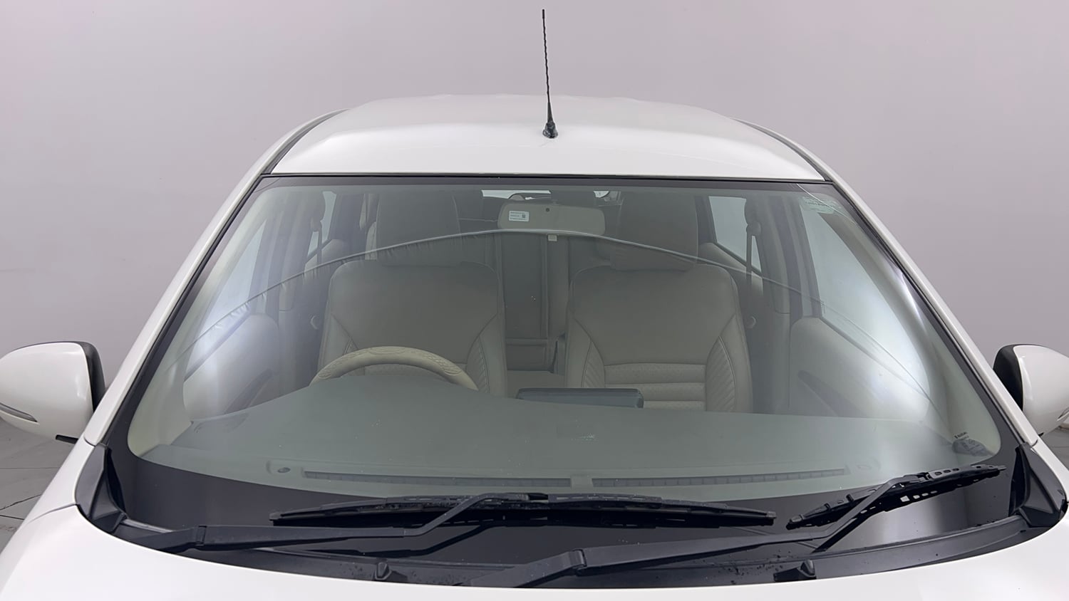 Used 2019 Maruti Suzuki New Ertiga ZXi AT Petrol Automatic exterior FRONT WINDSHIELD VIEW