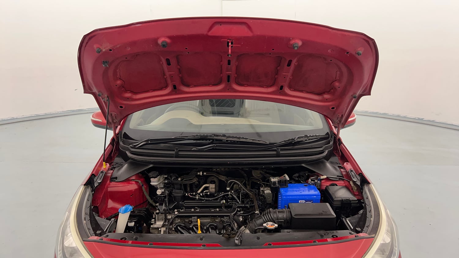 Used 2019 Hyundai Elite i20 Asta 1.2 Petrol Manual engine ENGINE & BONNET OPEN FRONT VIEW