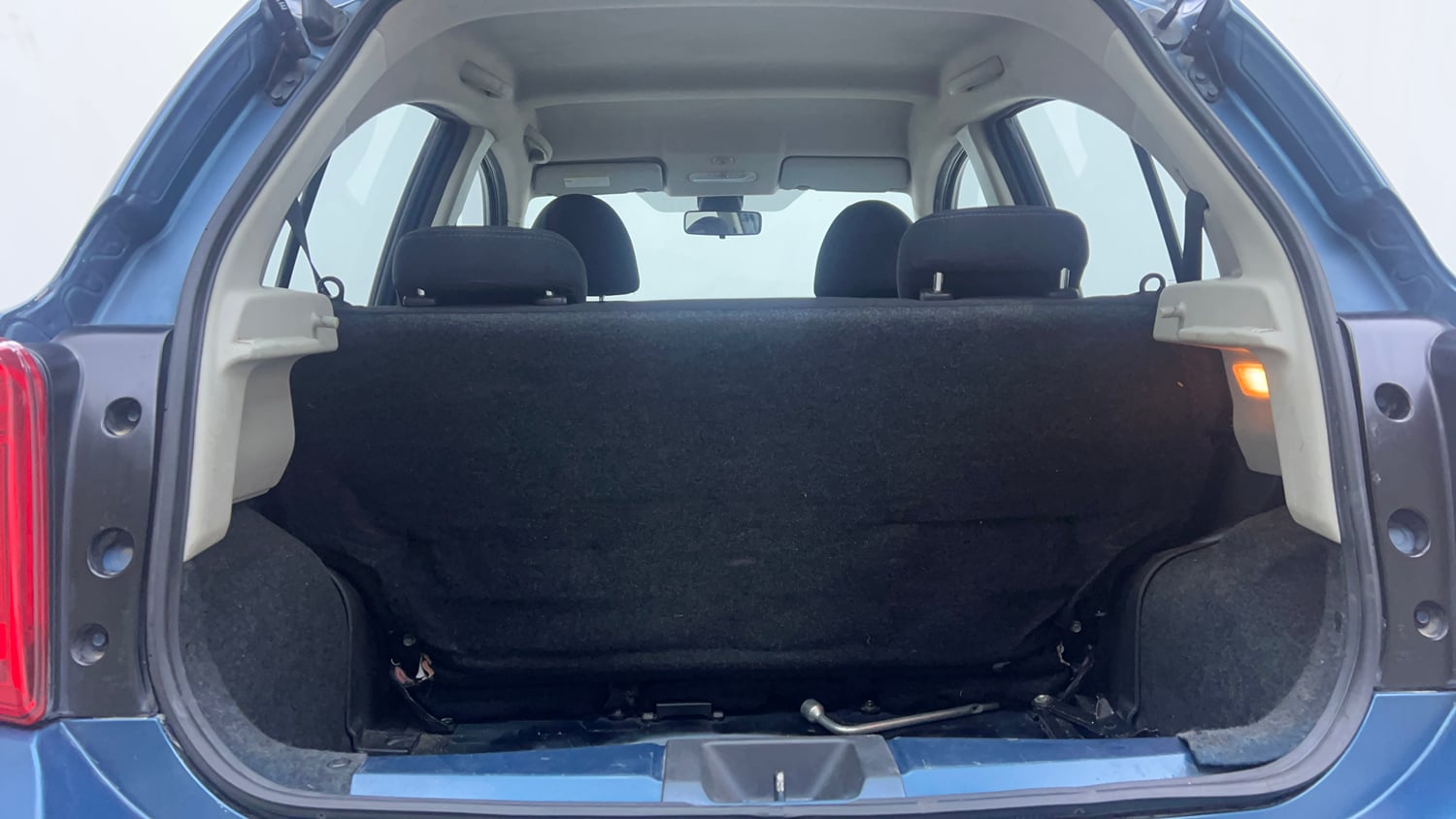Used 2018 Nissan Micra XV CVT Petrol Automatic interior DICKY INSIDE VIEW