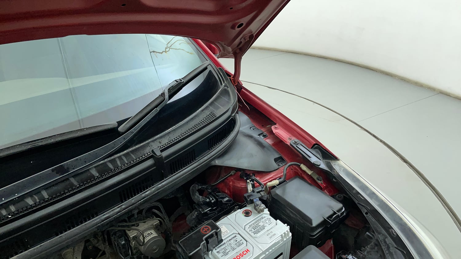 Used 2017 Hyundai Elite i20 Asta 1.2 (O) Petrol Manual engine ENGINE LEFT SIDE HINGE & APRON VIEW
