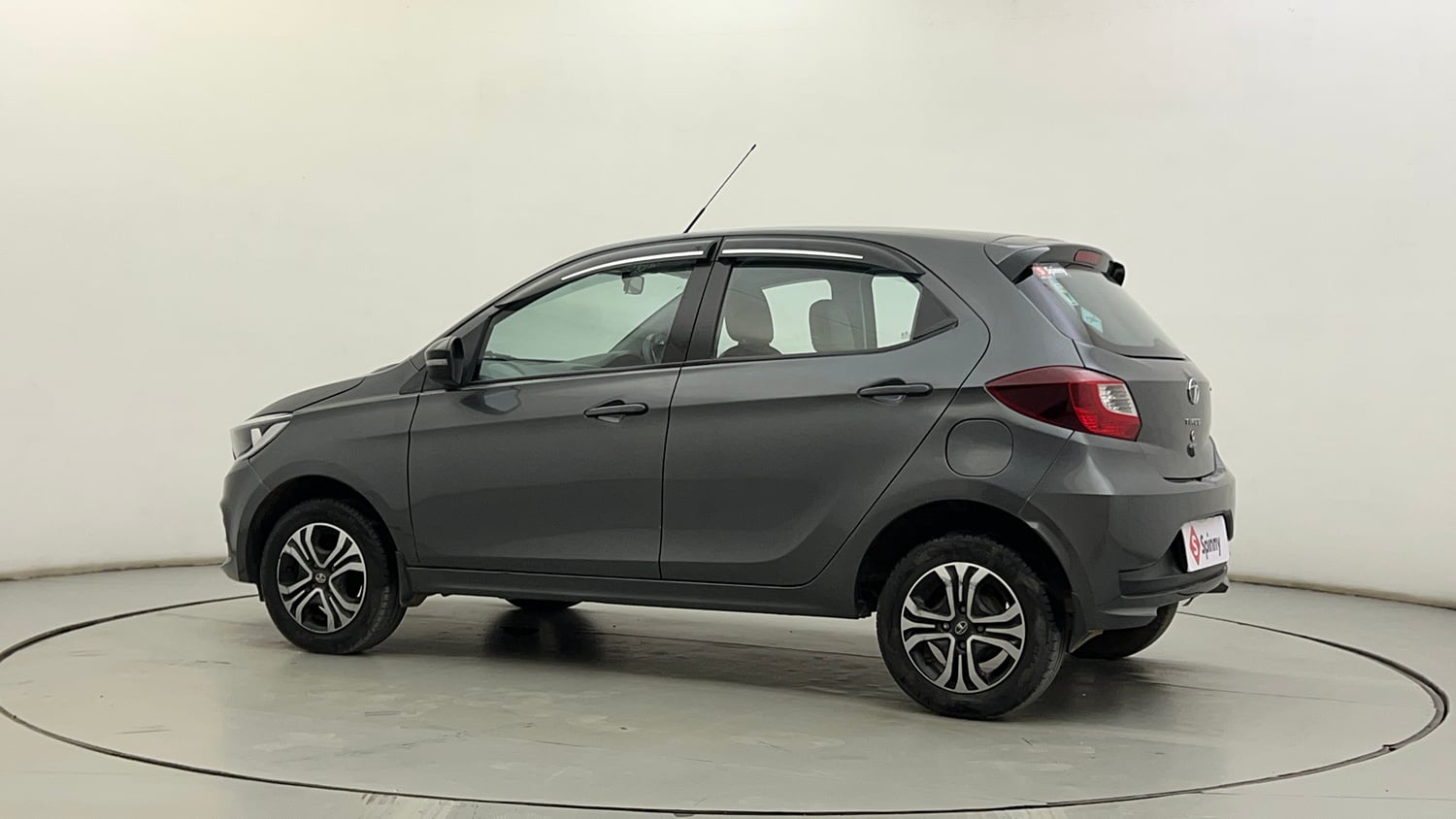 Used 2023 Tata Tiago XT CNG Cng Manual exterior LEFT REAR CORNER VIEW