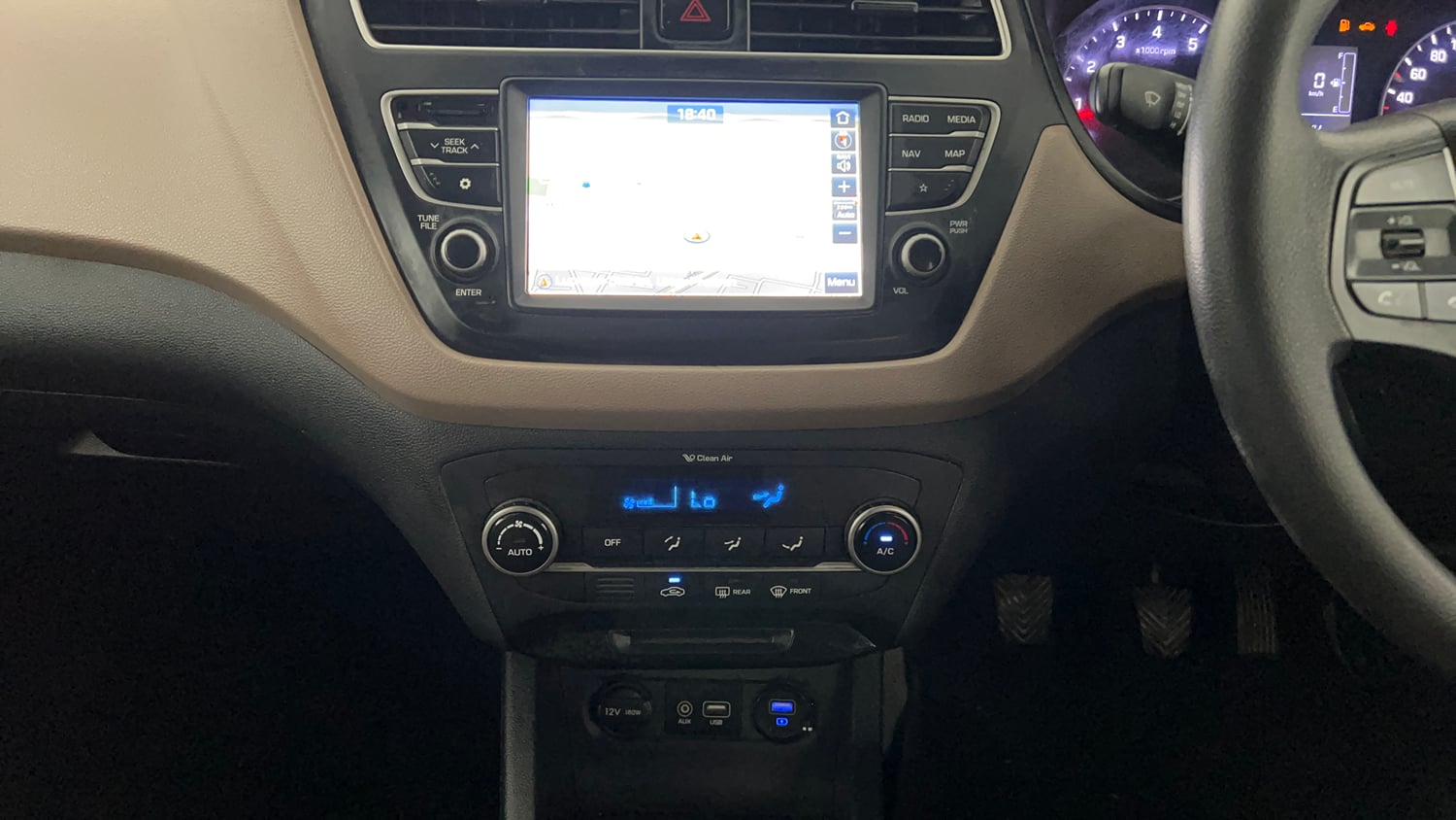 Used 2019 Hyundai Elite i20 Asta 1.2 Petrol Manual interior MUSIC SYSTEM & AC CONTROL VIEW